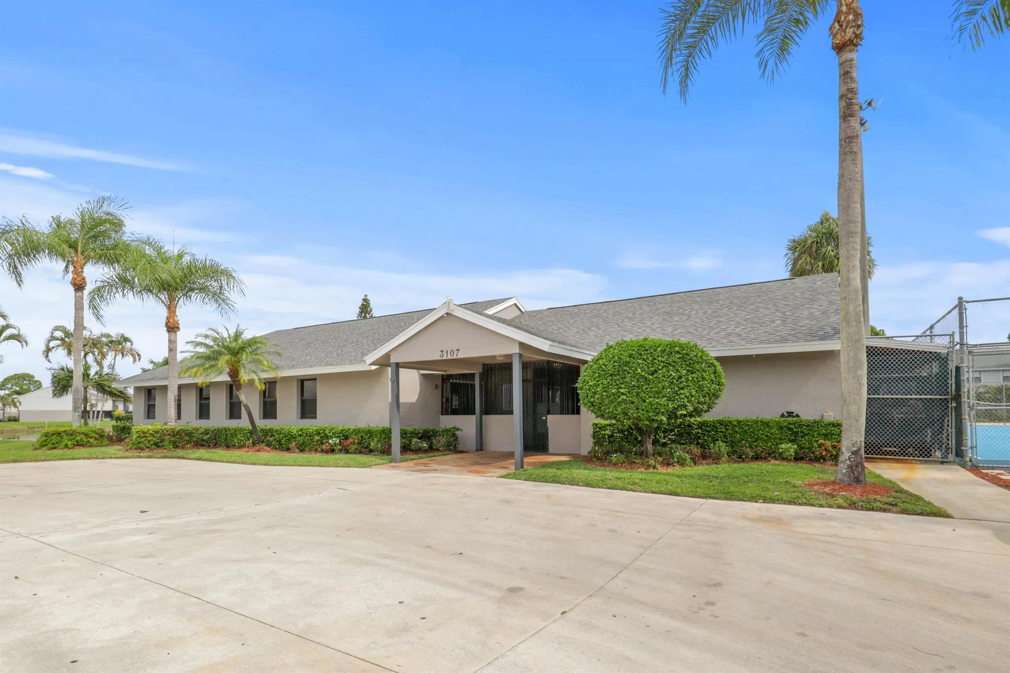 4505 Pier Drive
