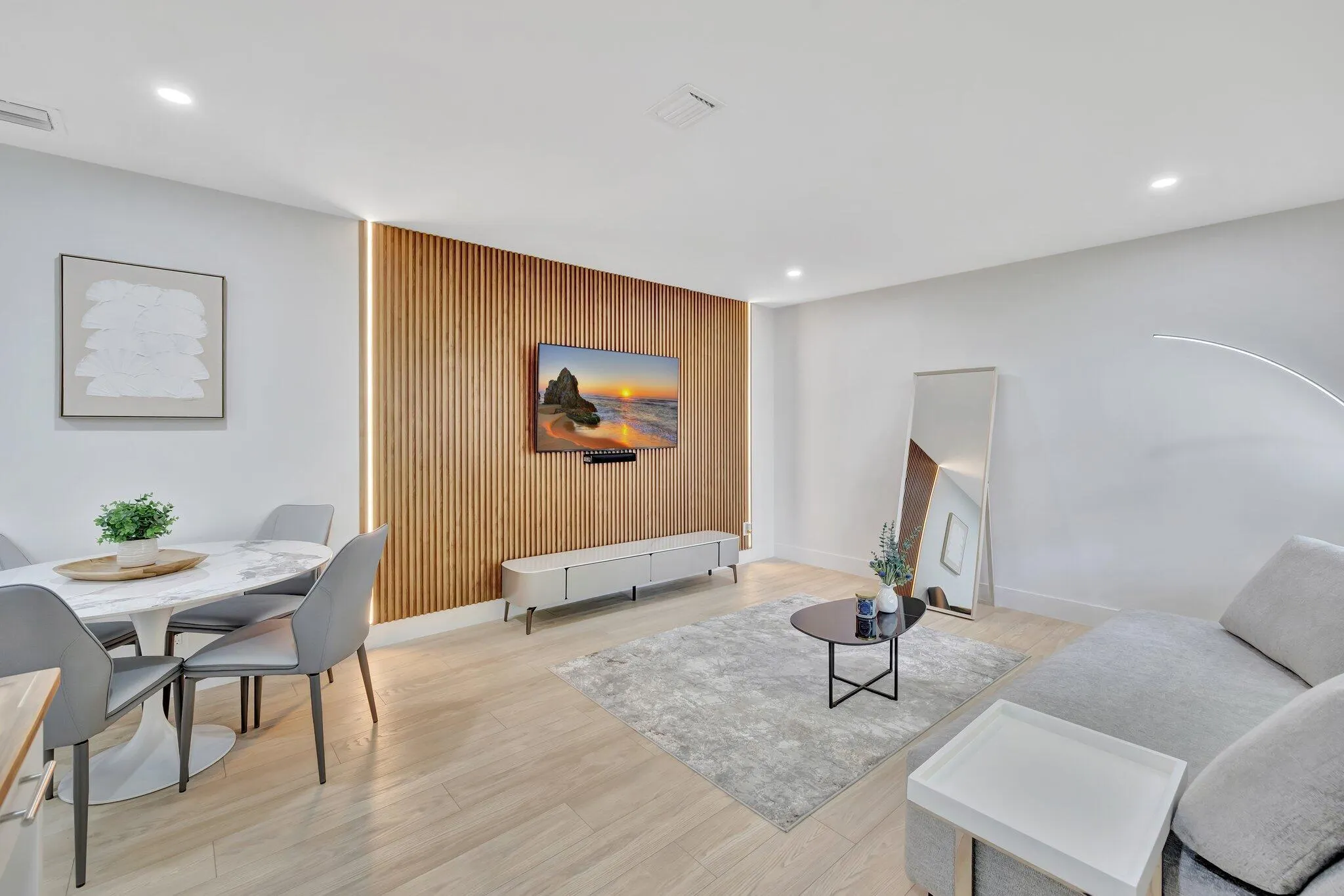 934 NW 4th Avenue, #1-4