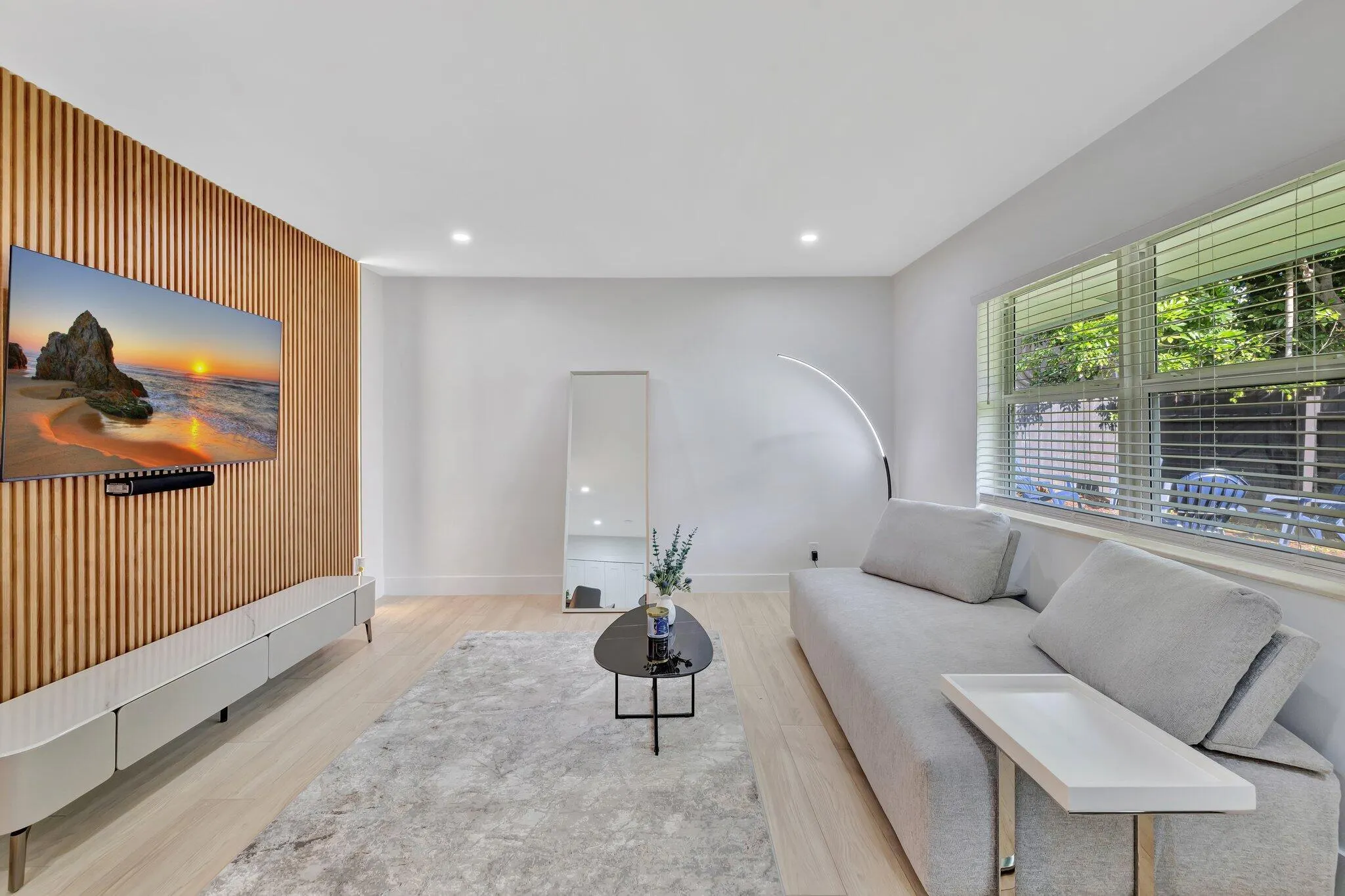 934 NW 4th Avenue, #1-4