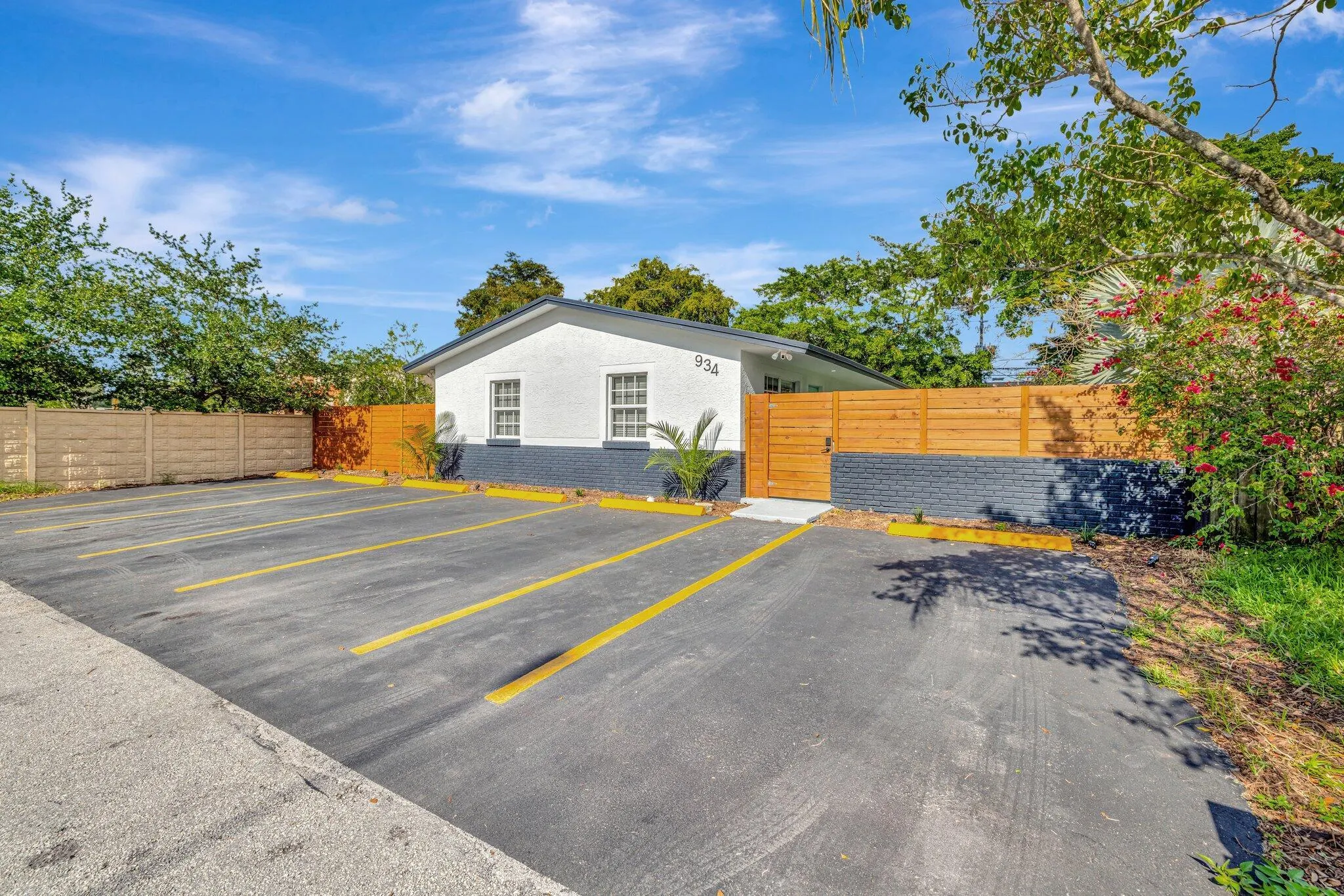 934 NW 4th Avenue, #1-4