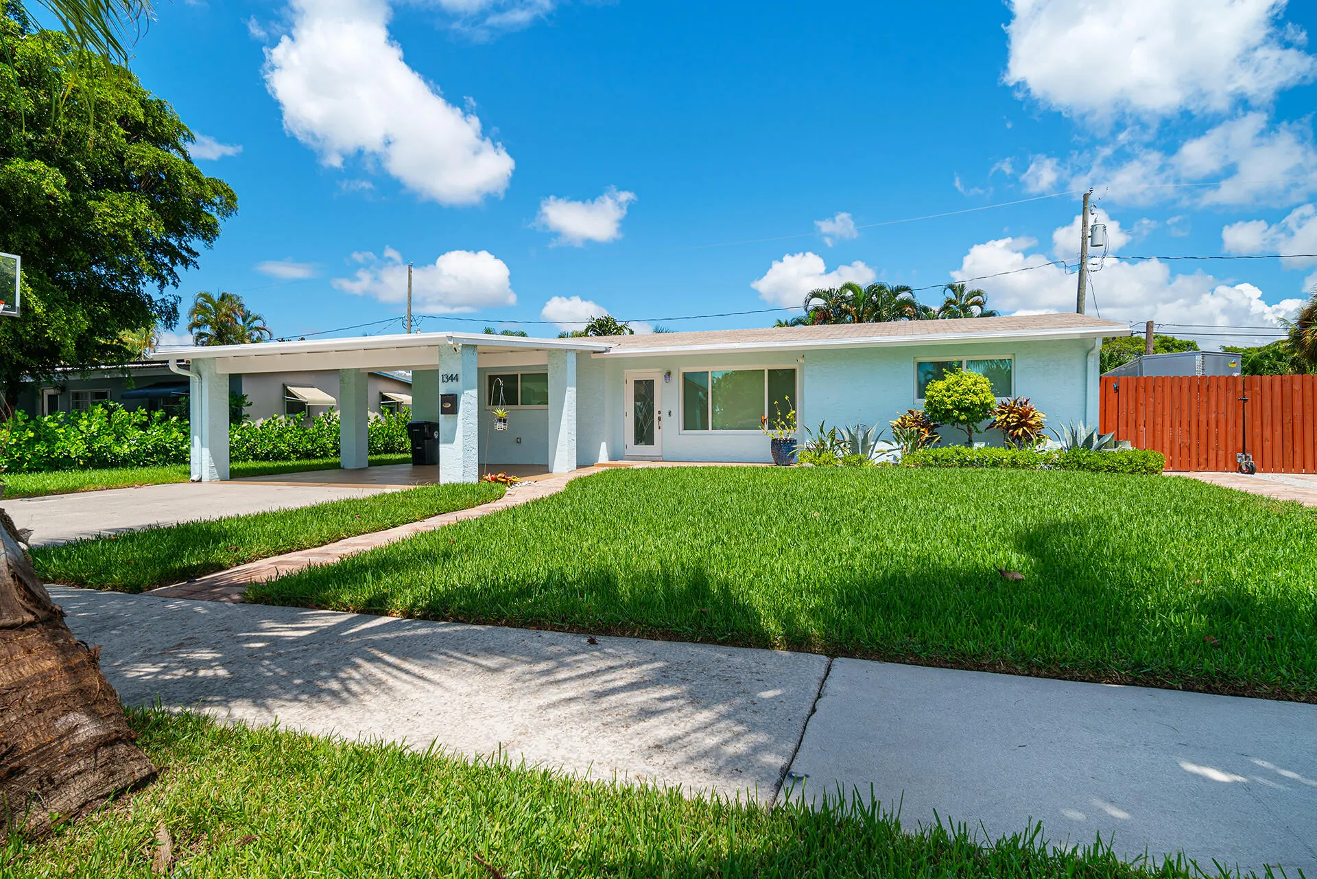 1344 Crest Drive
