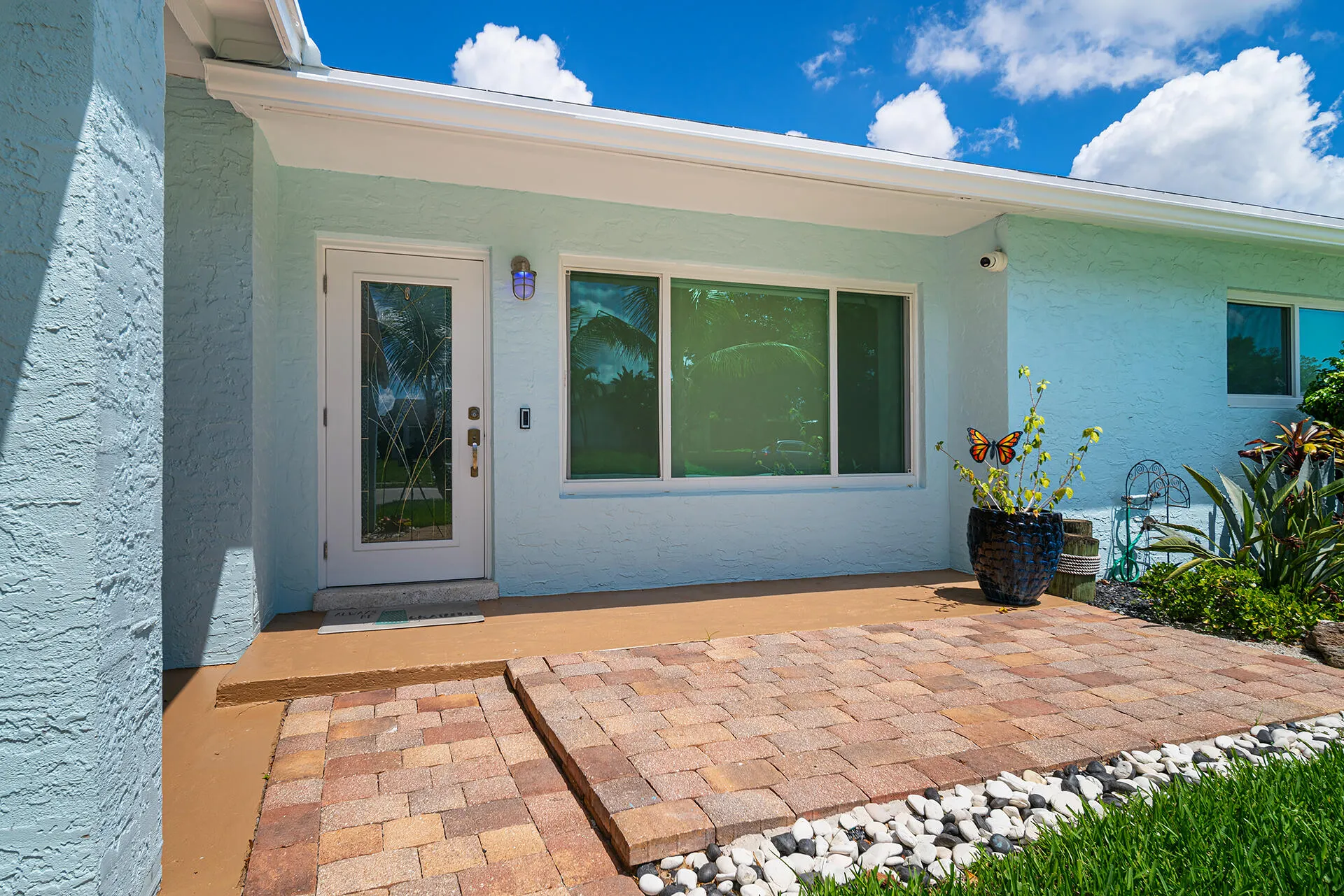 1344 Crest Drive