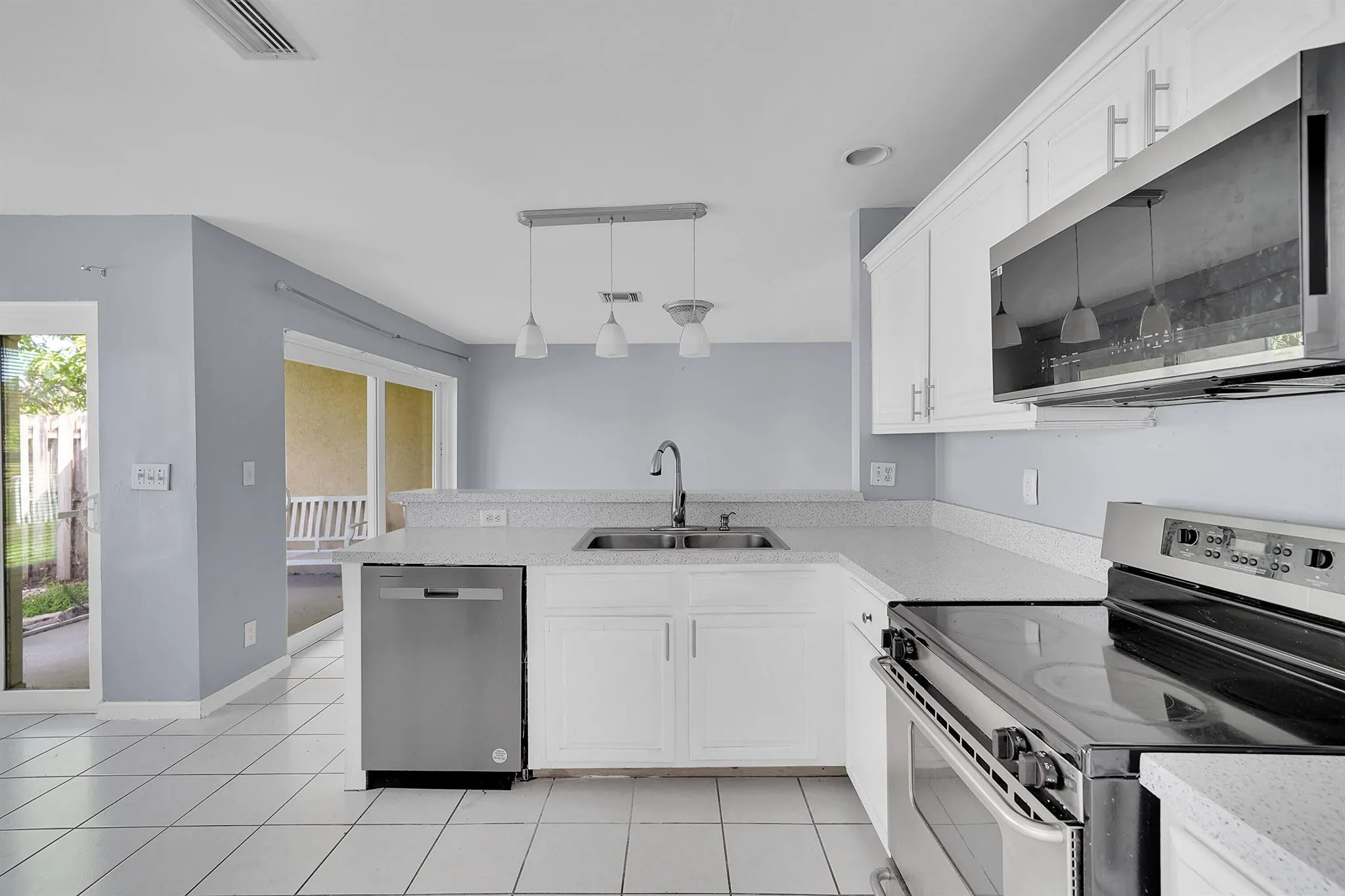 2865 NW 68th Lane