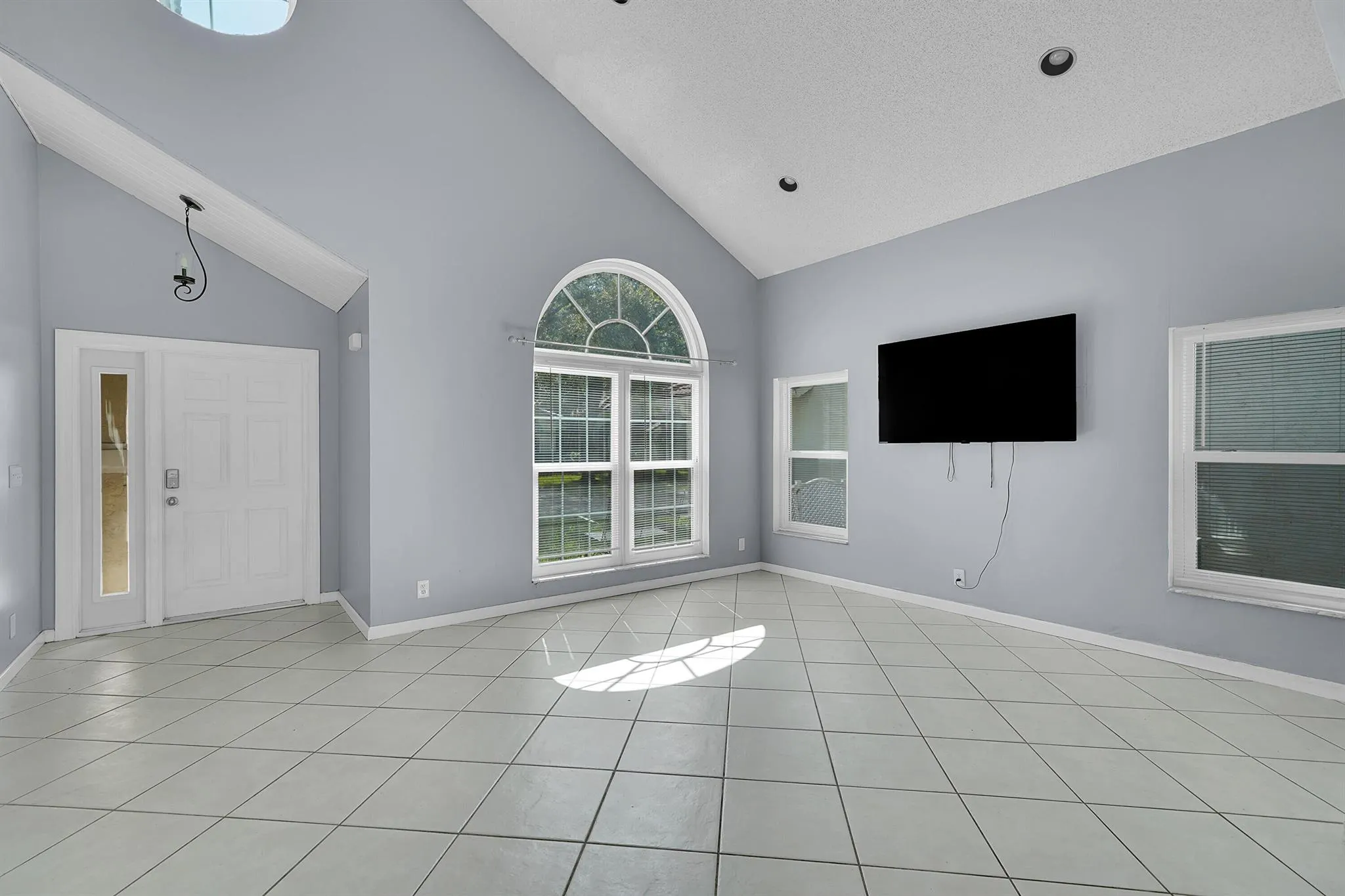 2865 NW 68th Lane