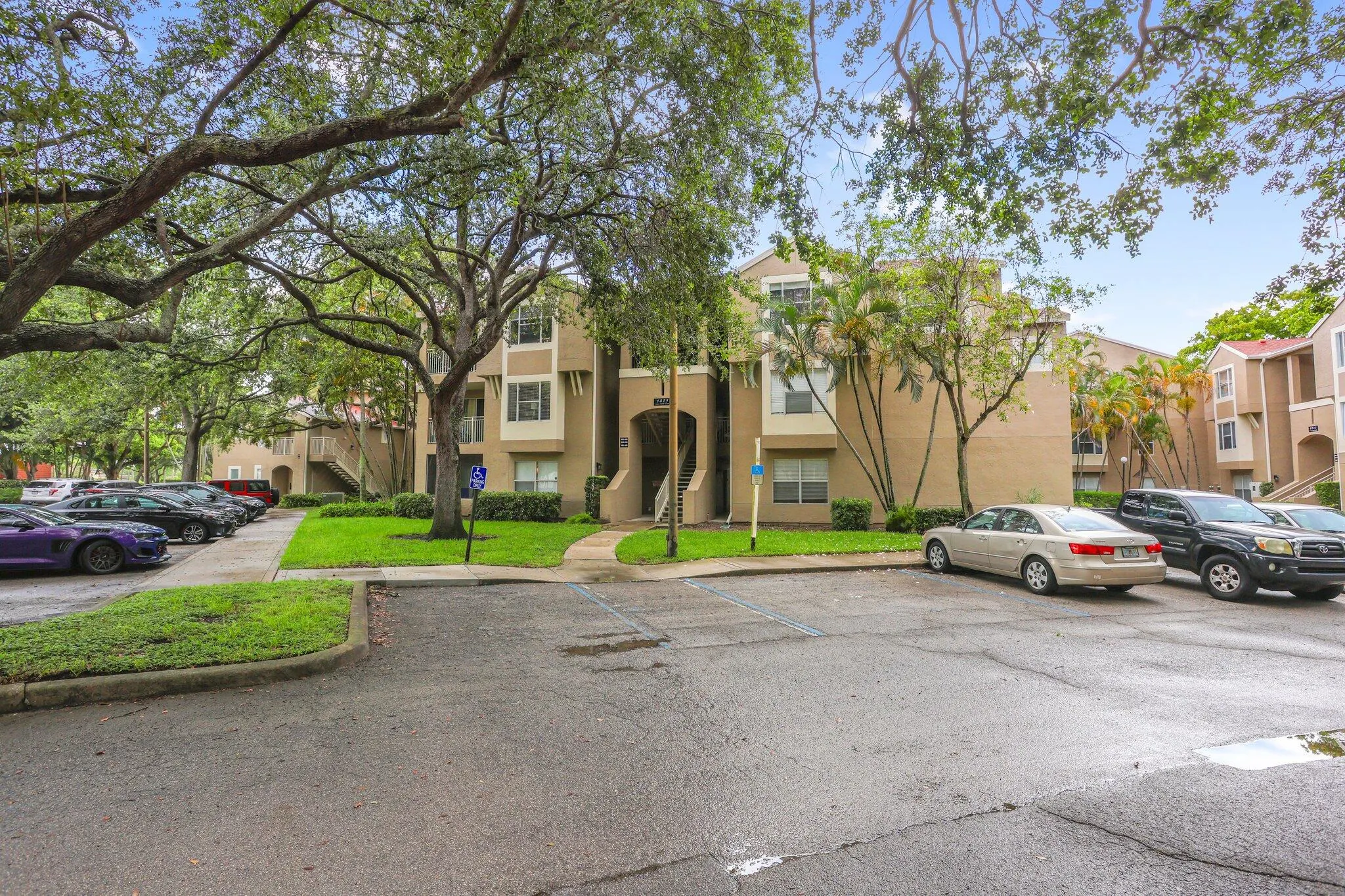 1825 Palm Cove Boulevard, #7-109