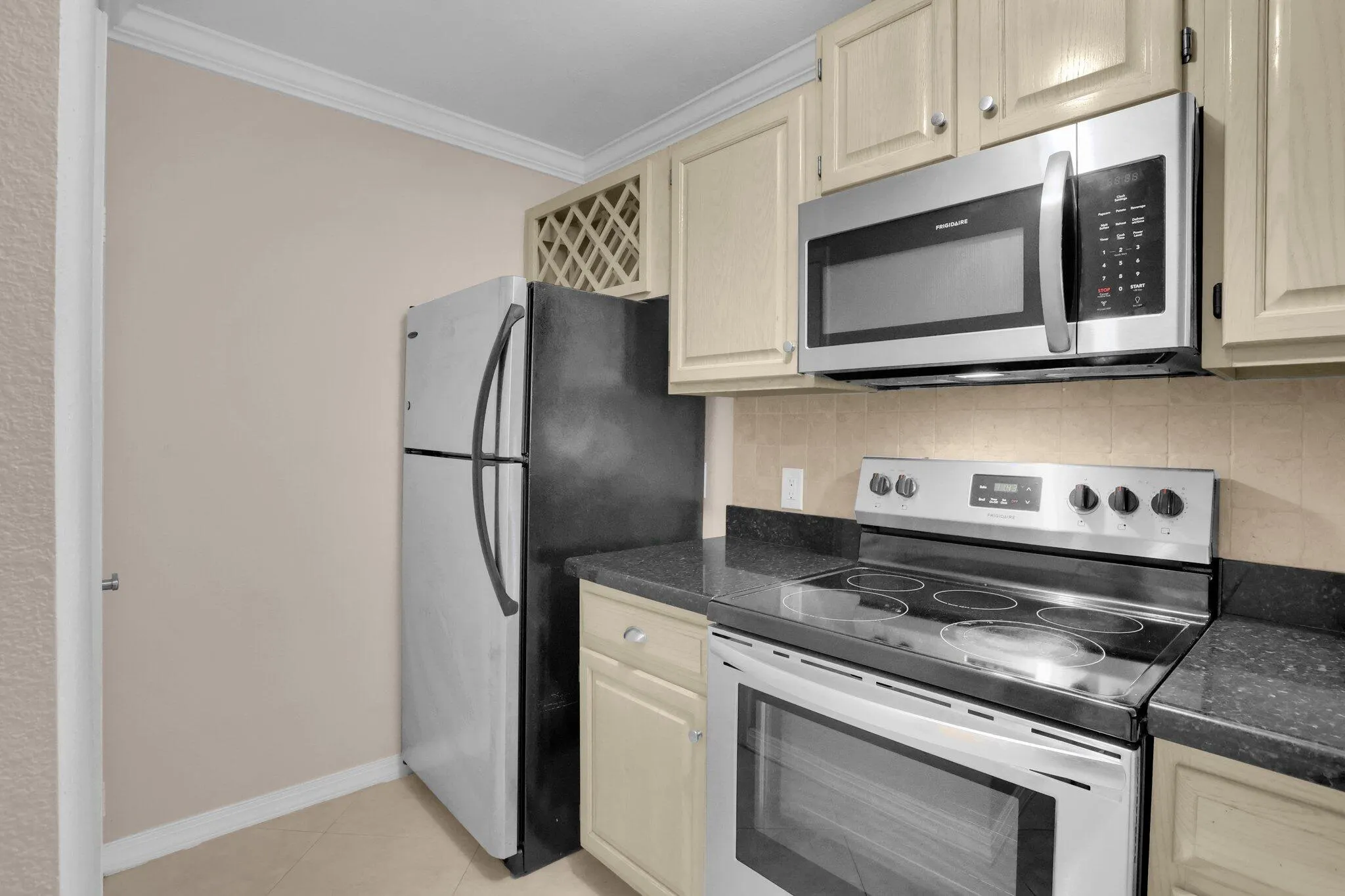 1825 Palm Cove Boulevard, #7-109