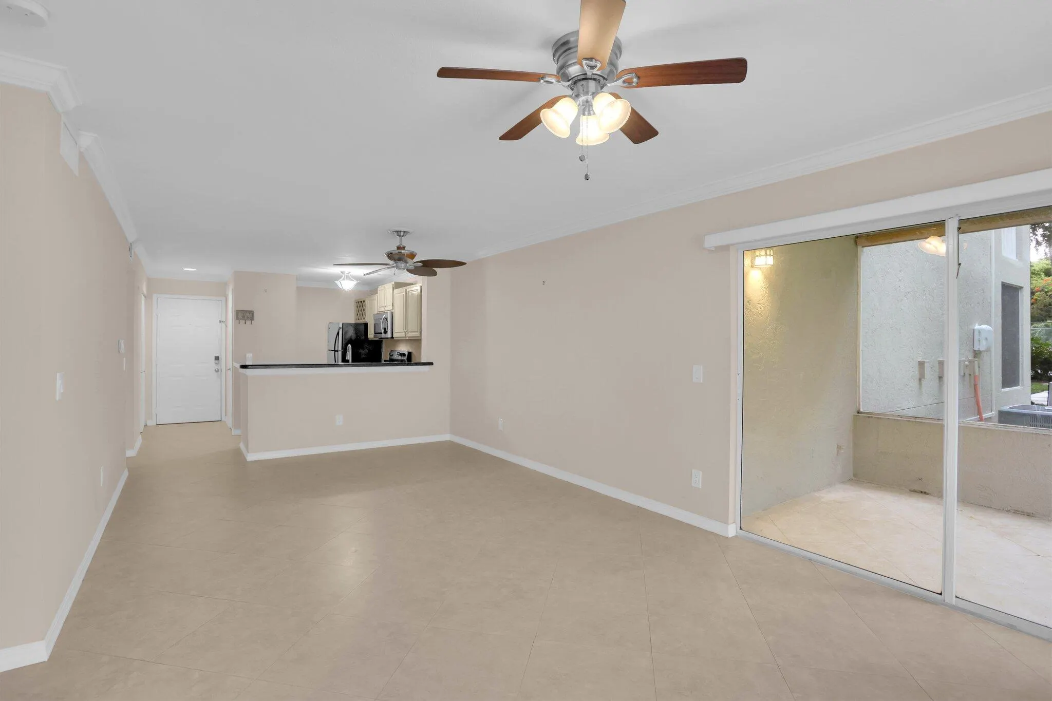 1825 Palm Cove Boulevard, #7-109