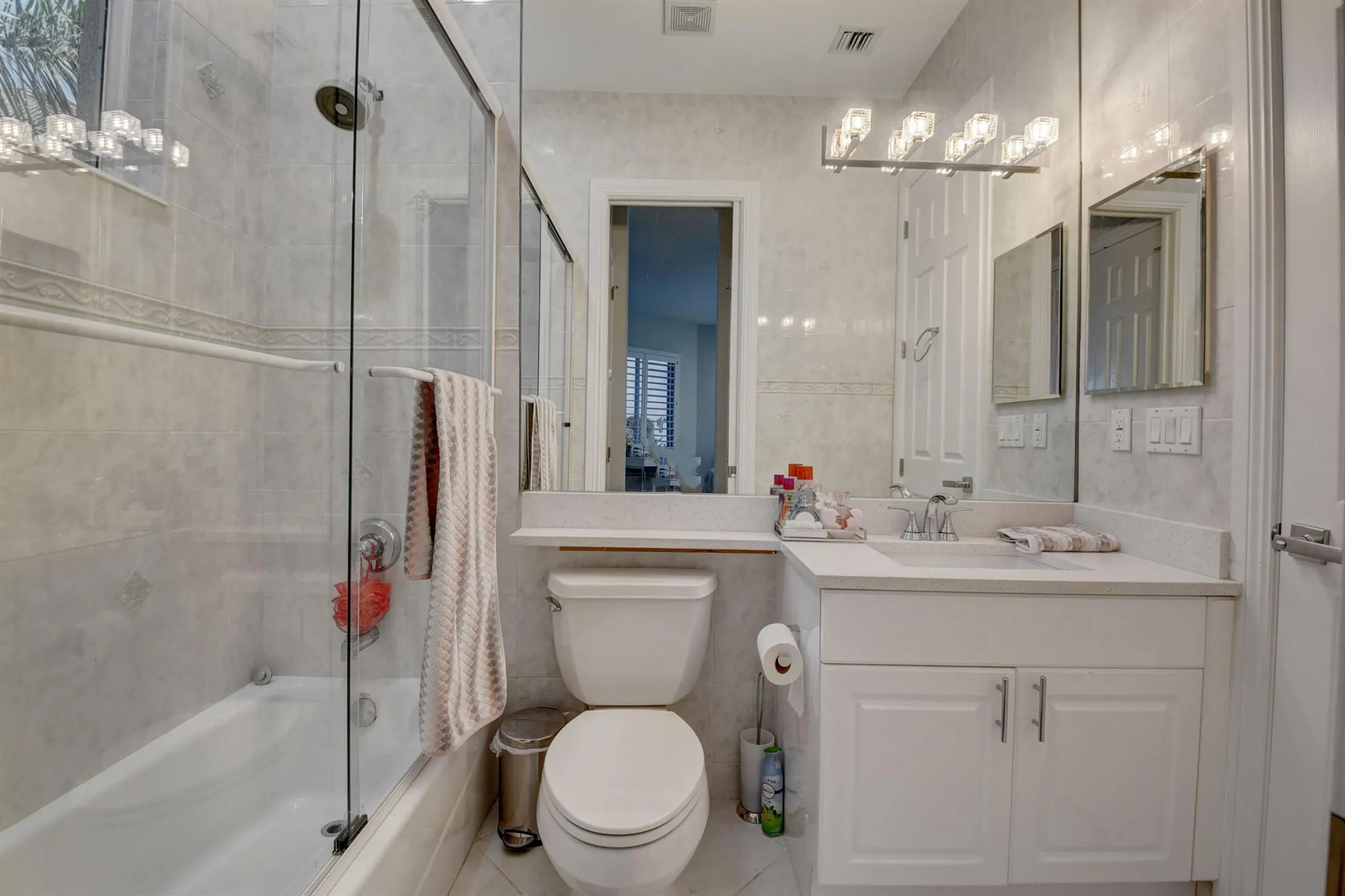 921 Osceola Drive, #4