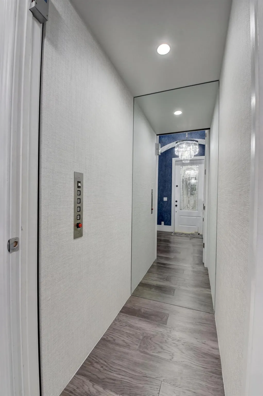 921 Osceola Drive, #4