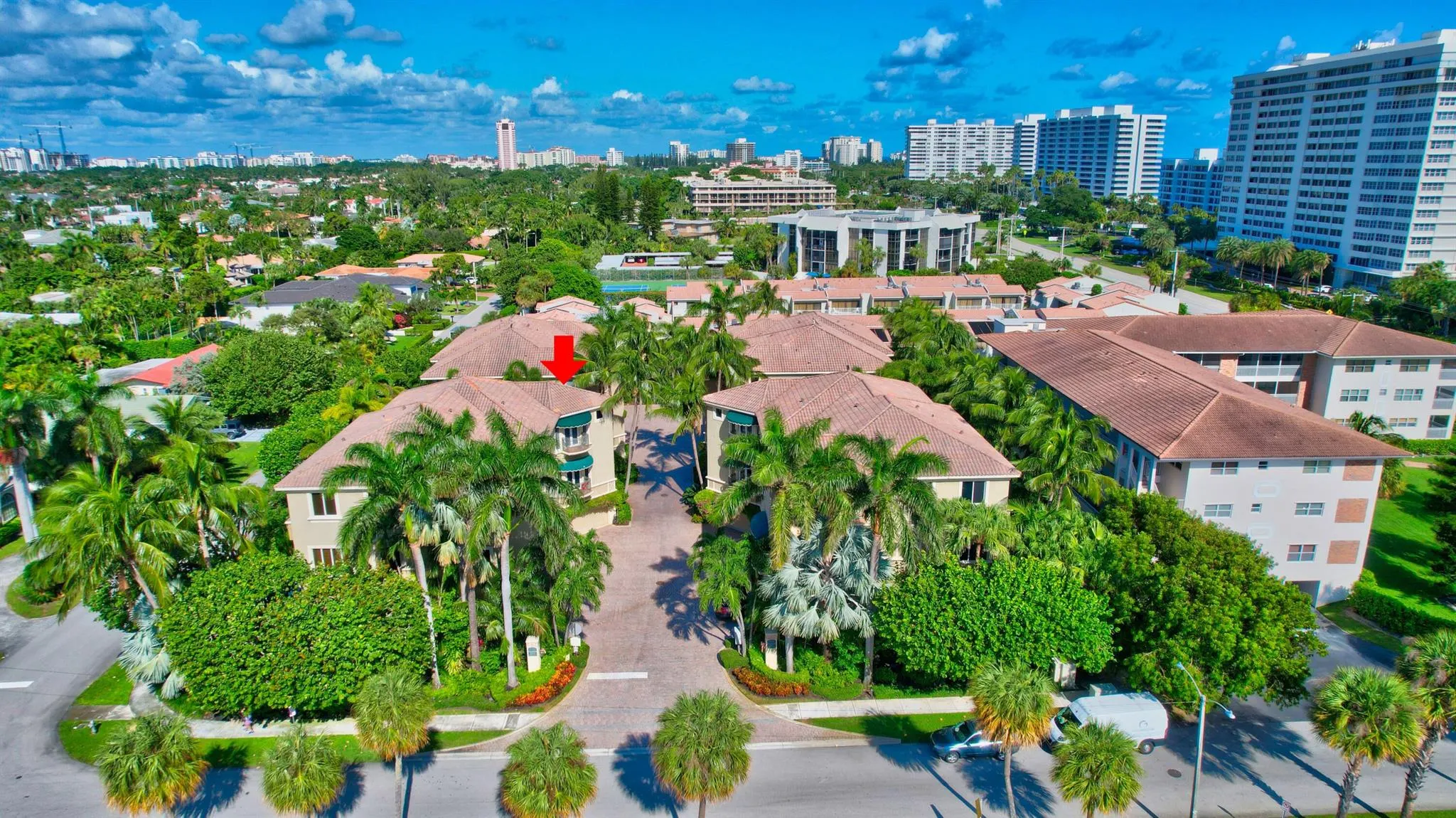 921 Osceola Drive, #4