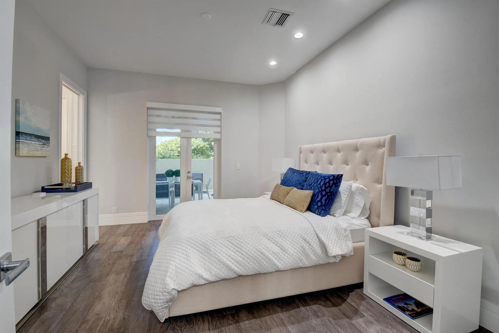 921 Osceola Drive, #4