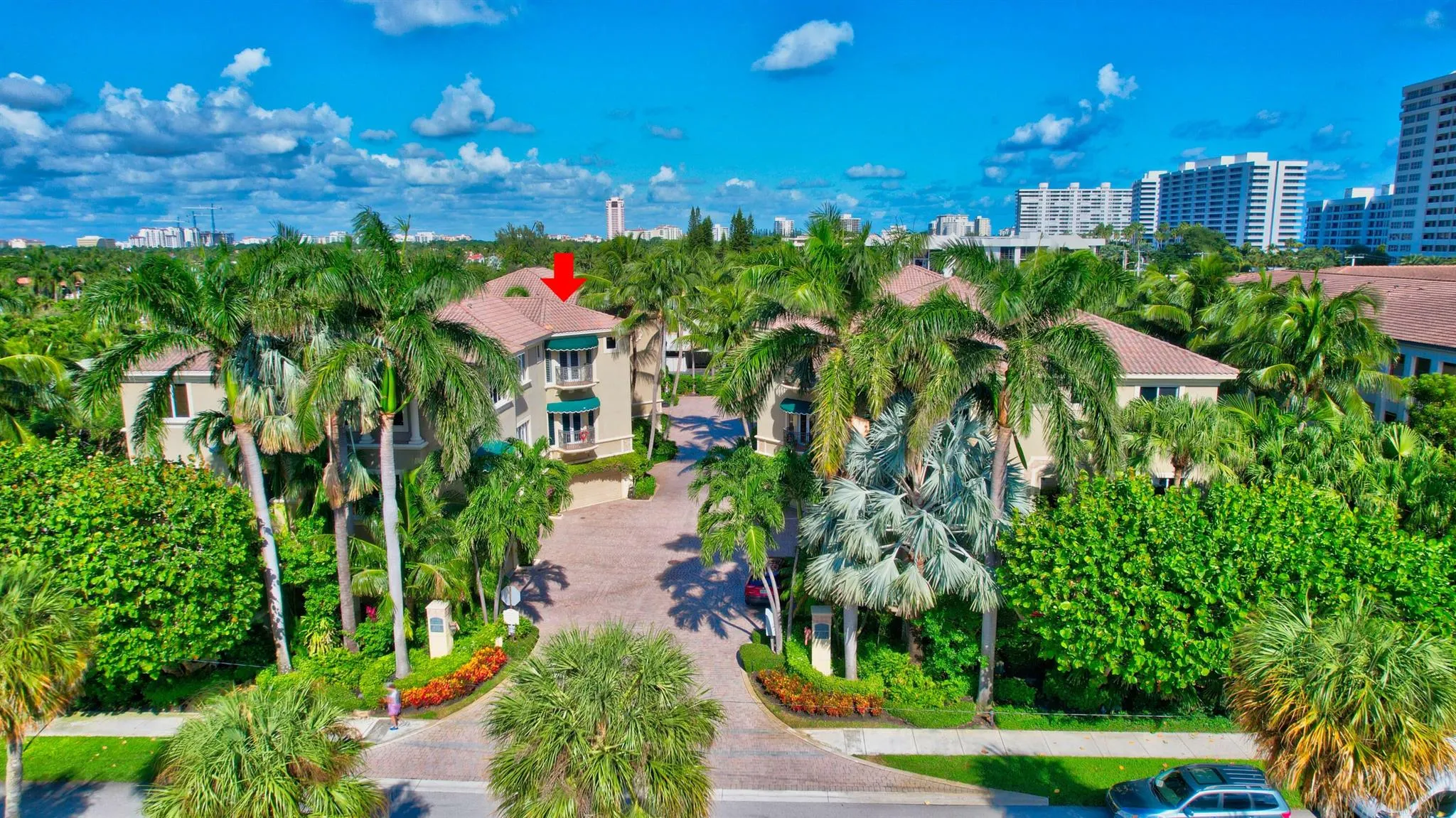921 Osceola Drive, #4