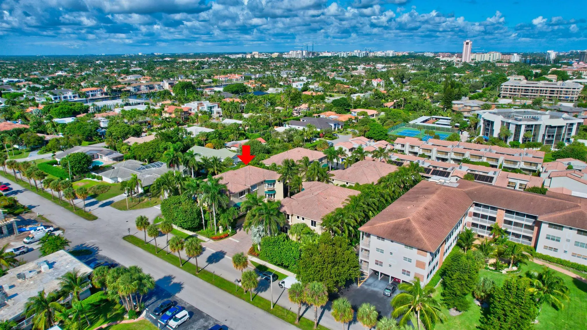 921 Osceola Drive, #4