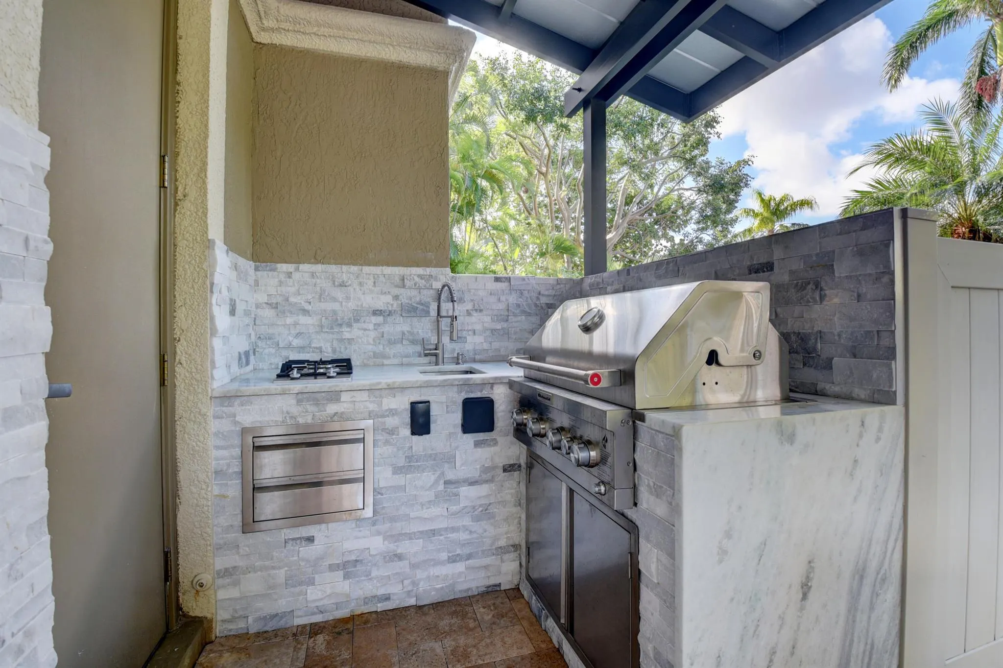 921 Osceola Drive, #4