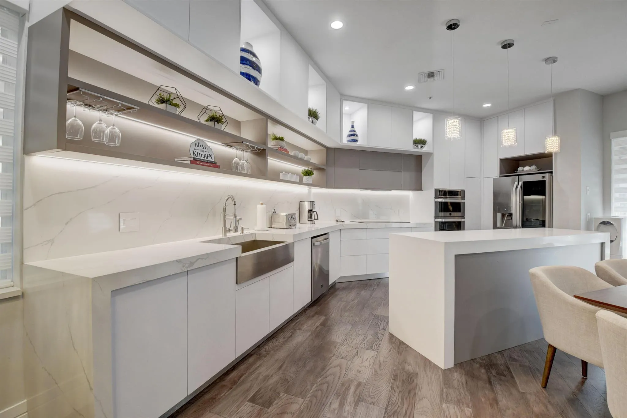 921 Osceola Drive, #4