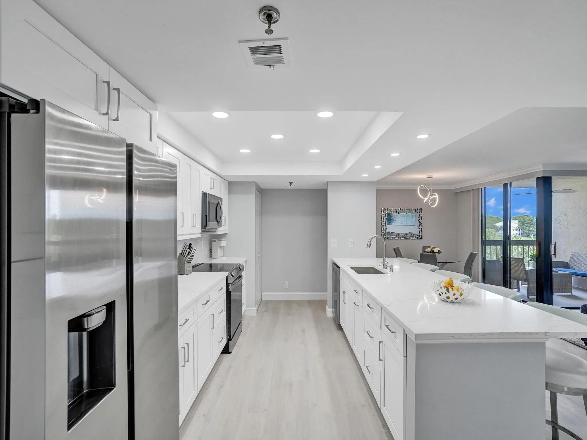 955 Egret Circle, #405