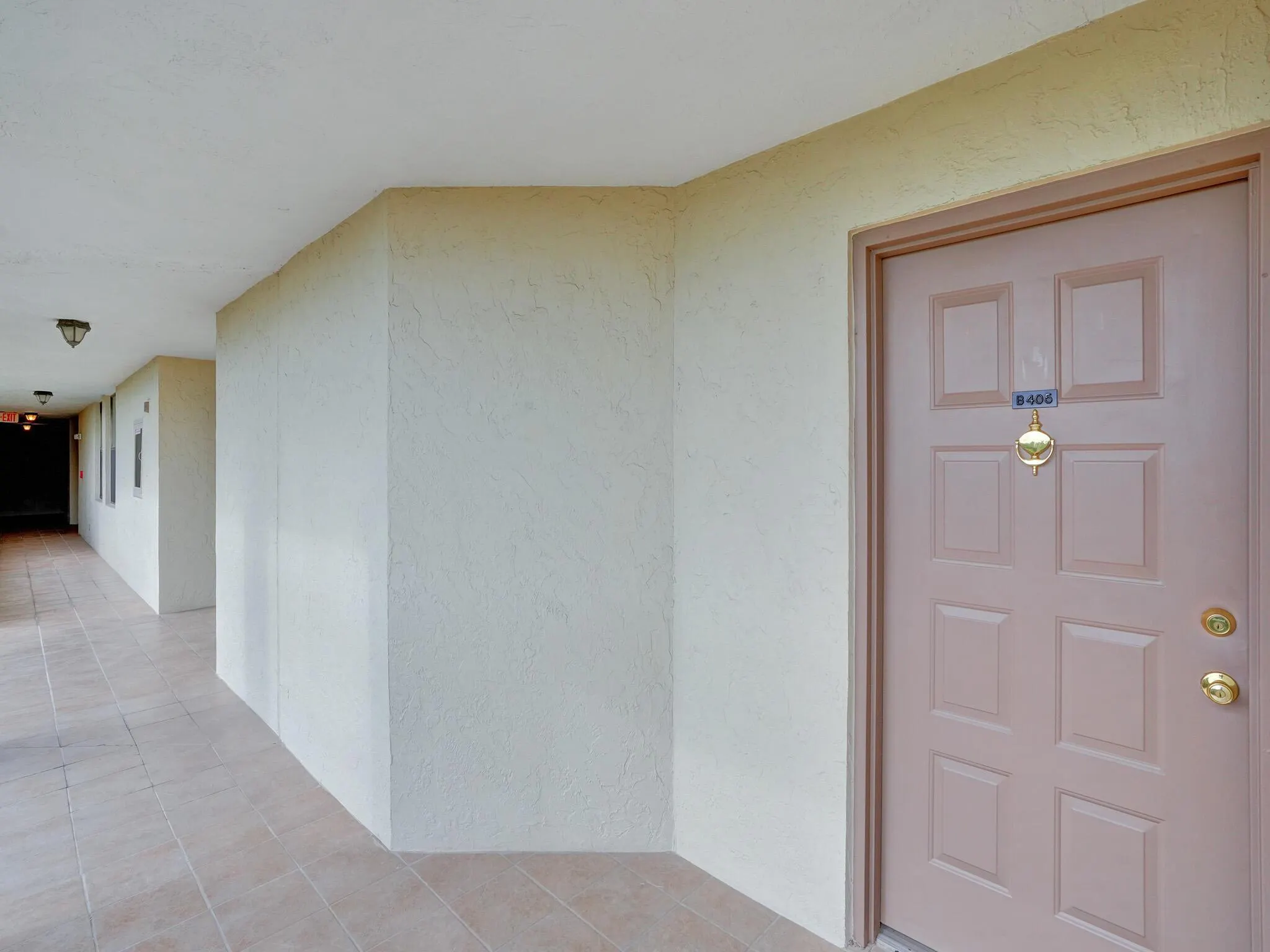 955 Egret Circle, #405