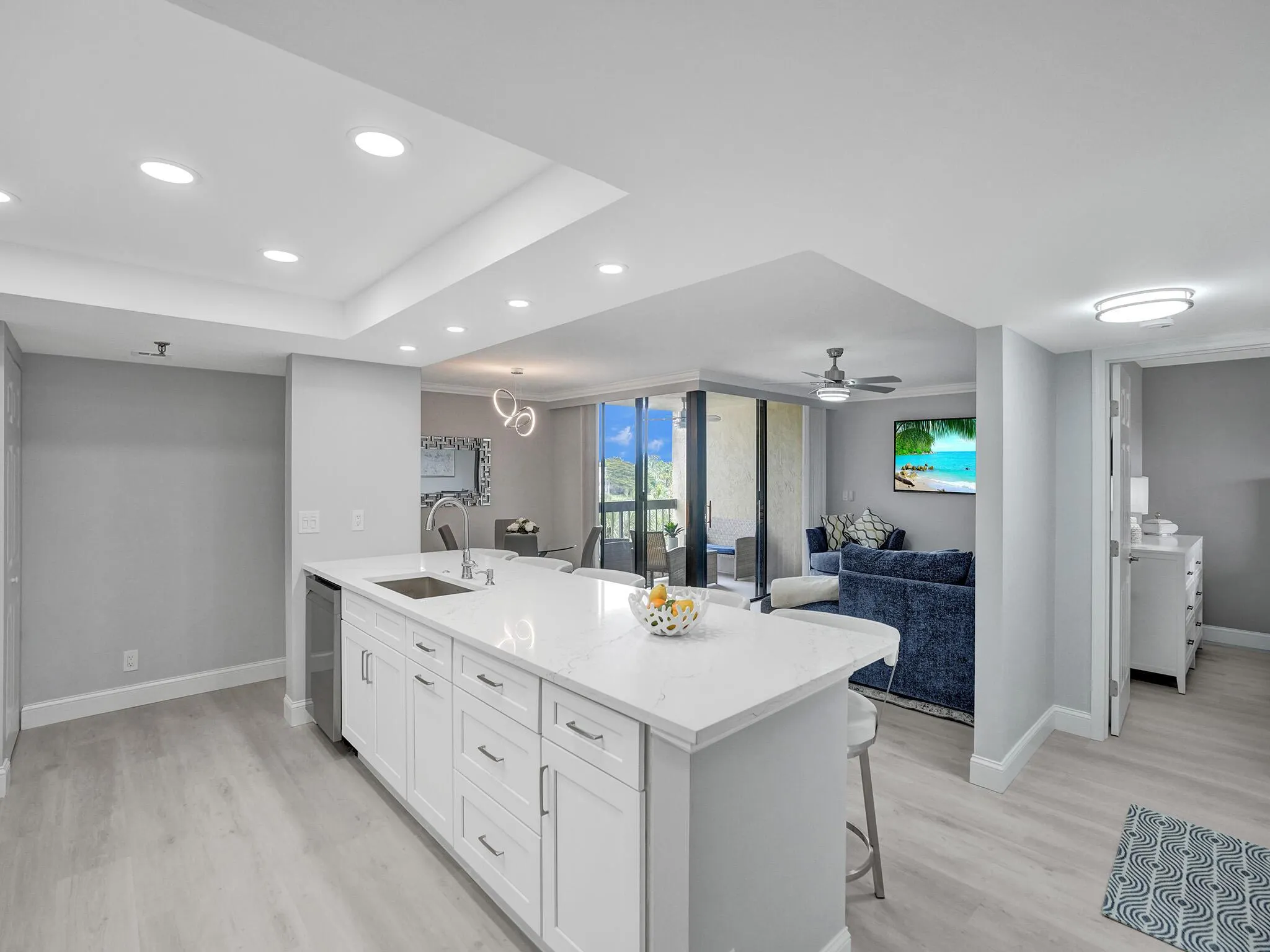 955 Egret Circle, #405