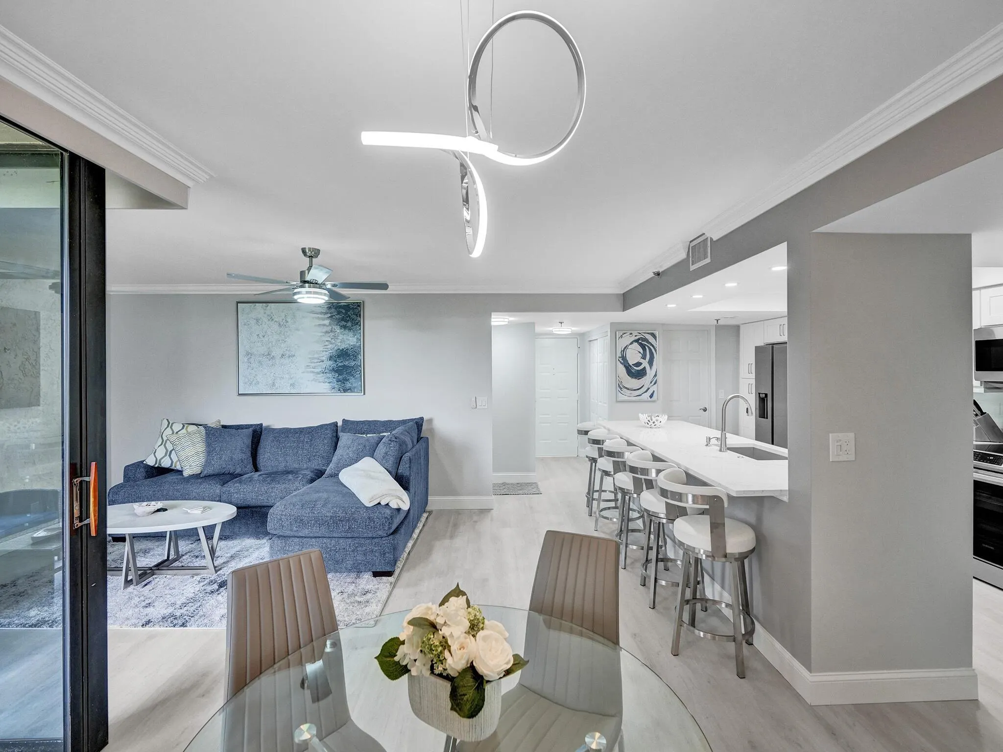 955 Egret Circle, #405