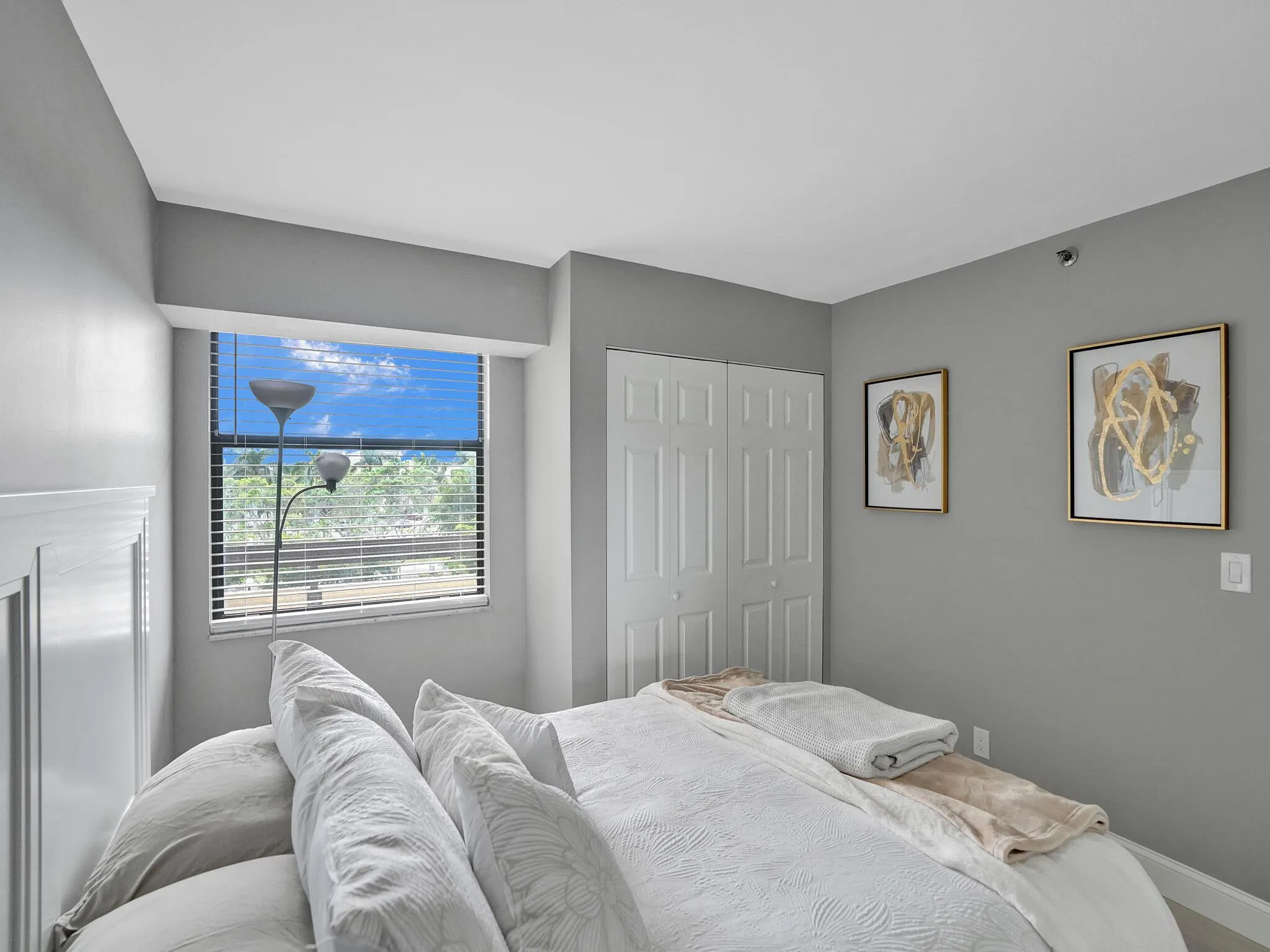 955 Egret Circle, #405