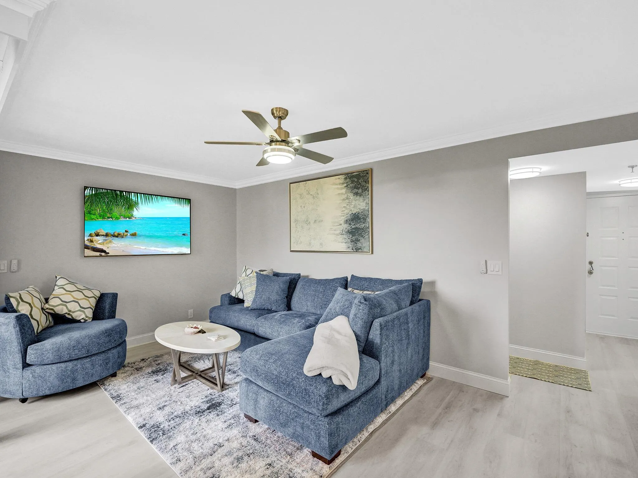 955 Egret Circle, #405