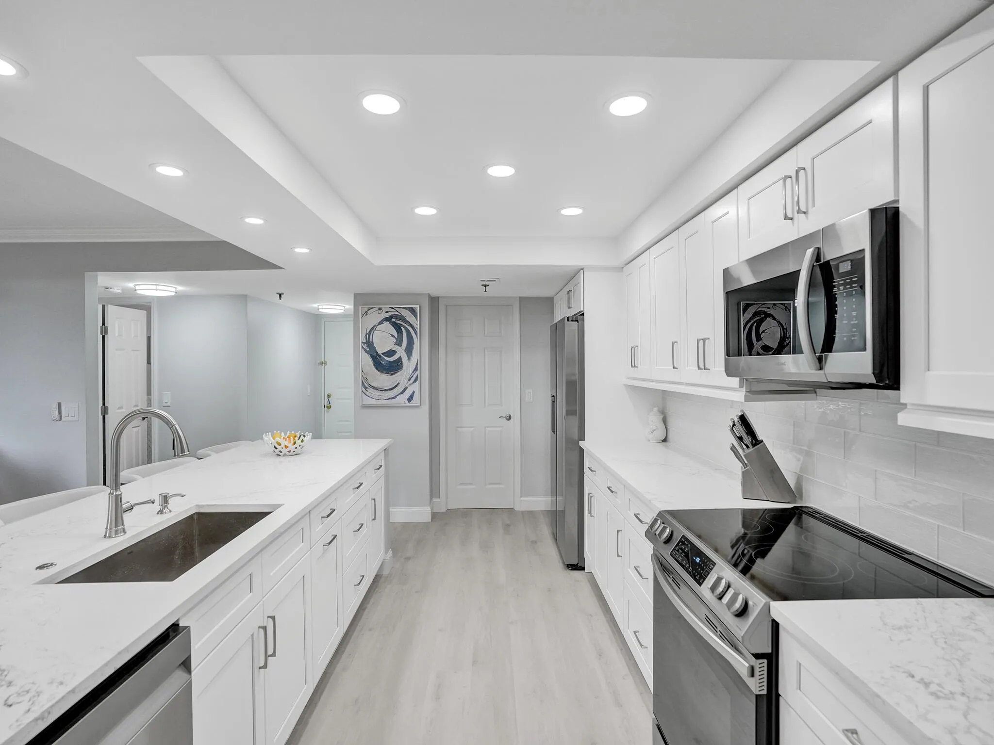 955 Egret Circle, #405