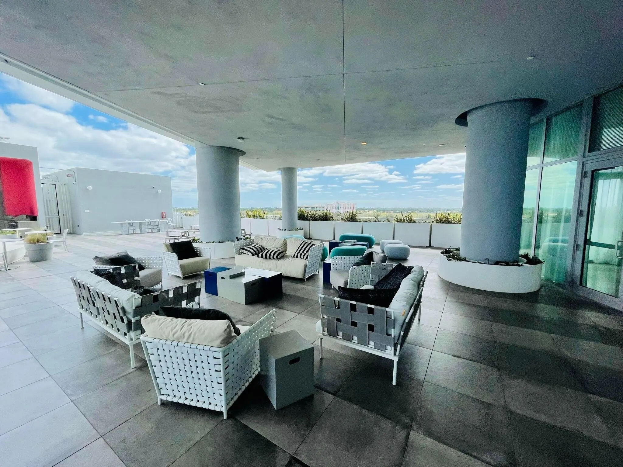 2000 Metropica Way, #2607
