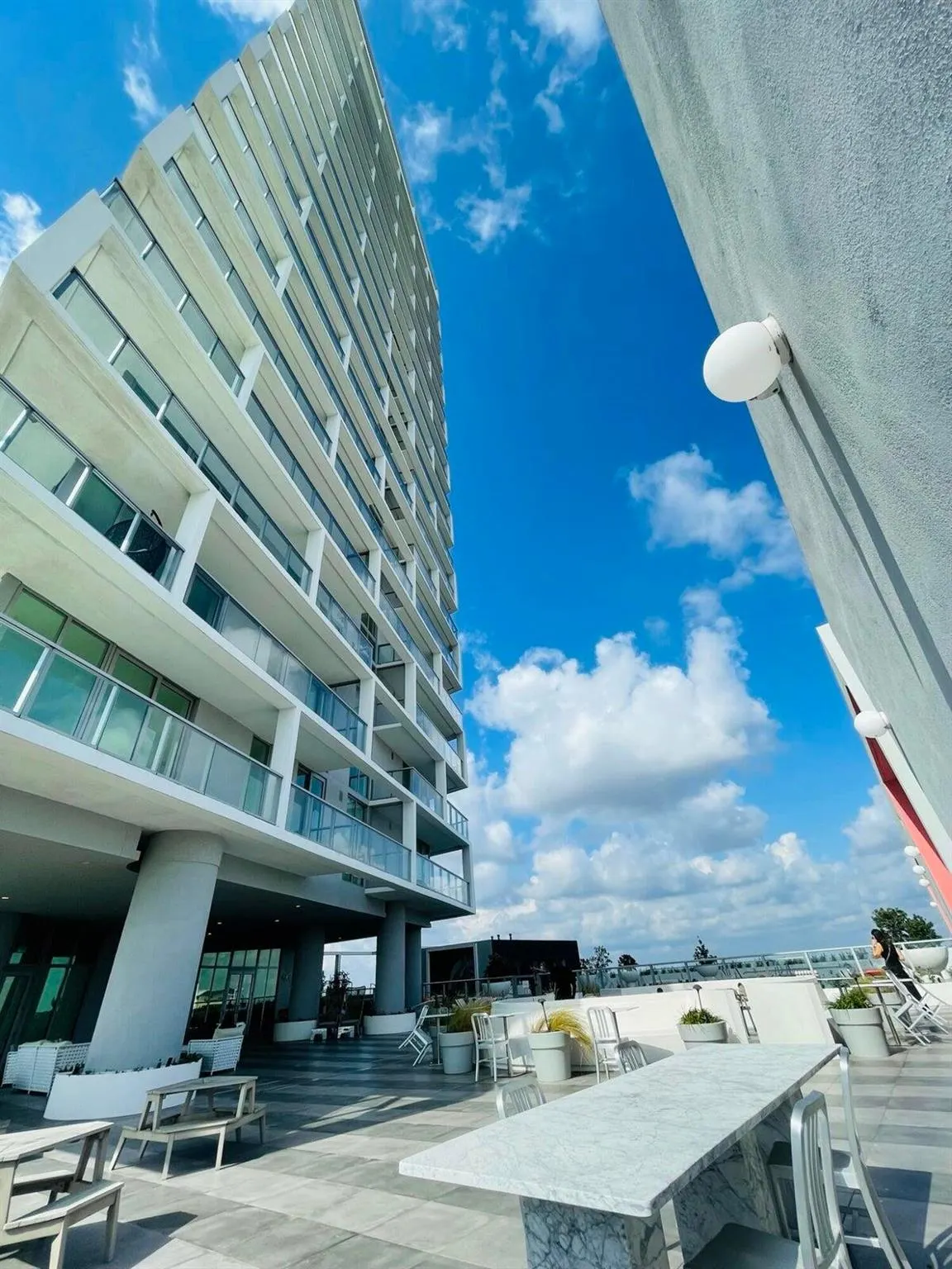 2000 Metropica Way, #2607