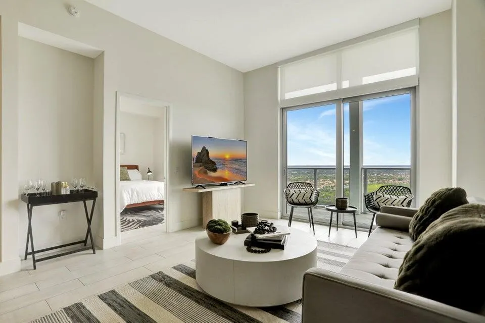 2000 Metropica Way, #2607