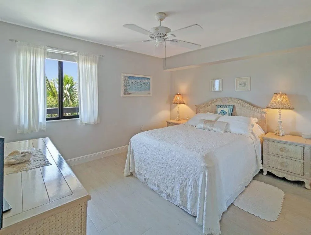 401 S Seas Drive, #403