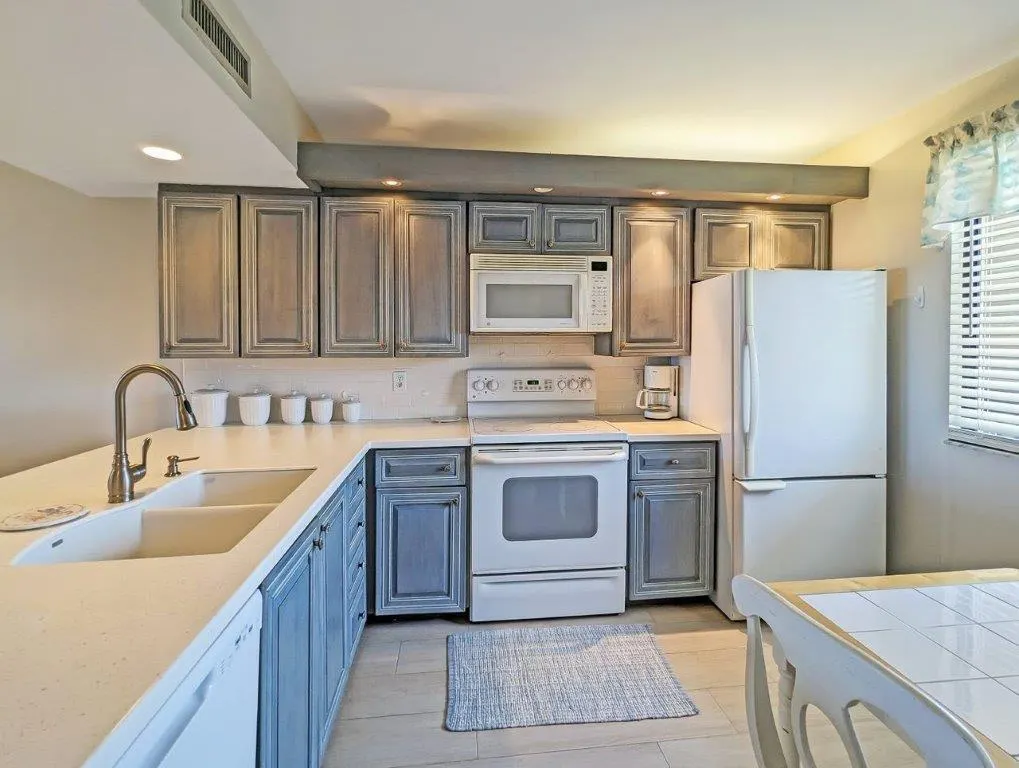401 S Seas Drive, #403