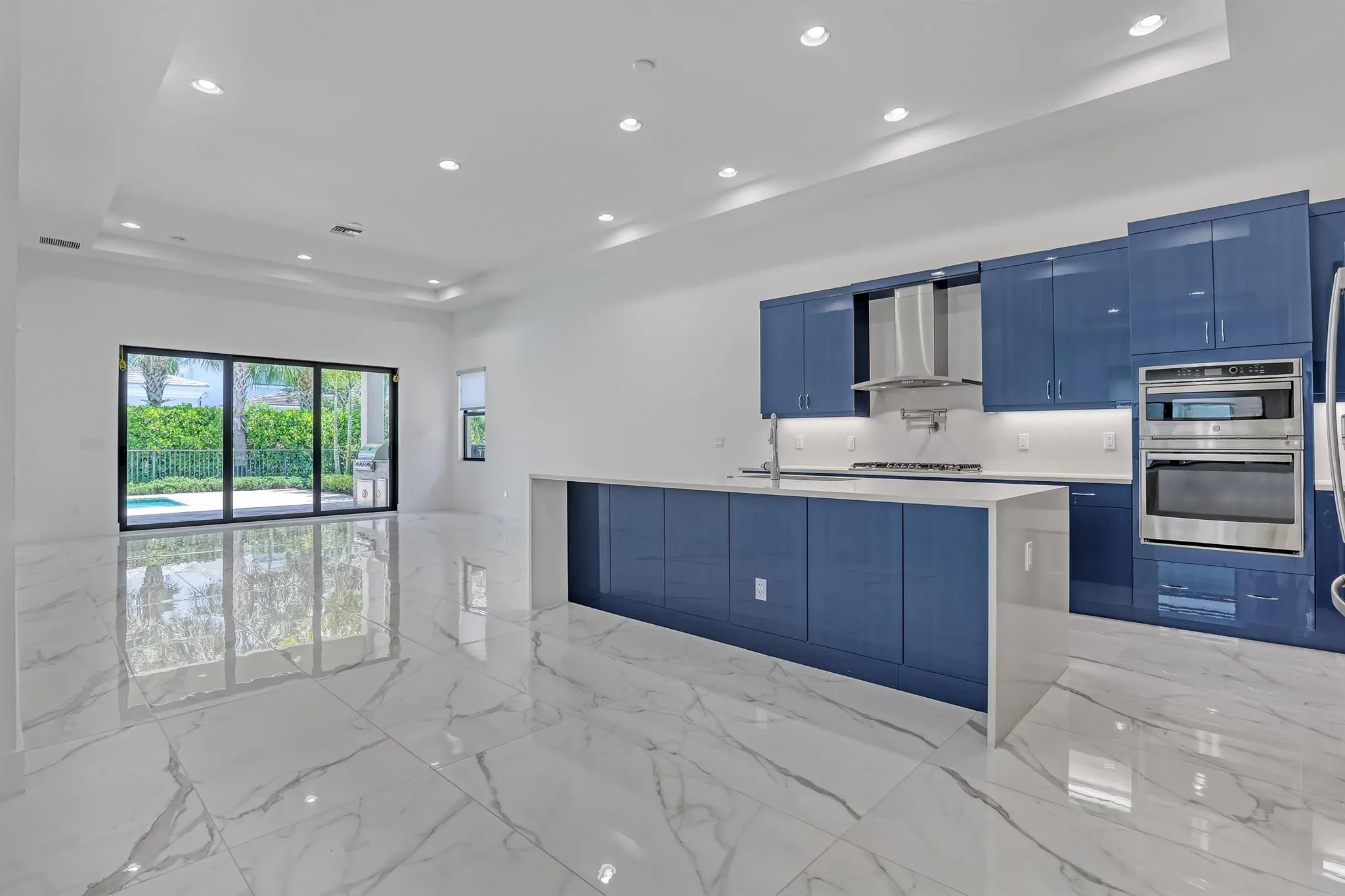13501 Artisan Circle
