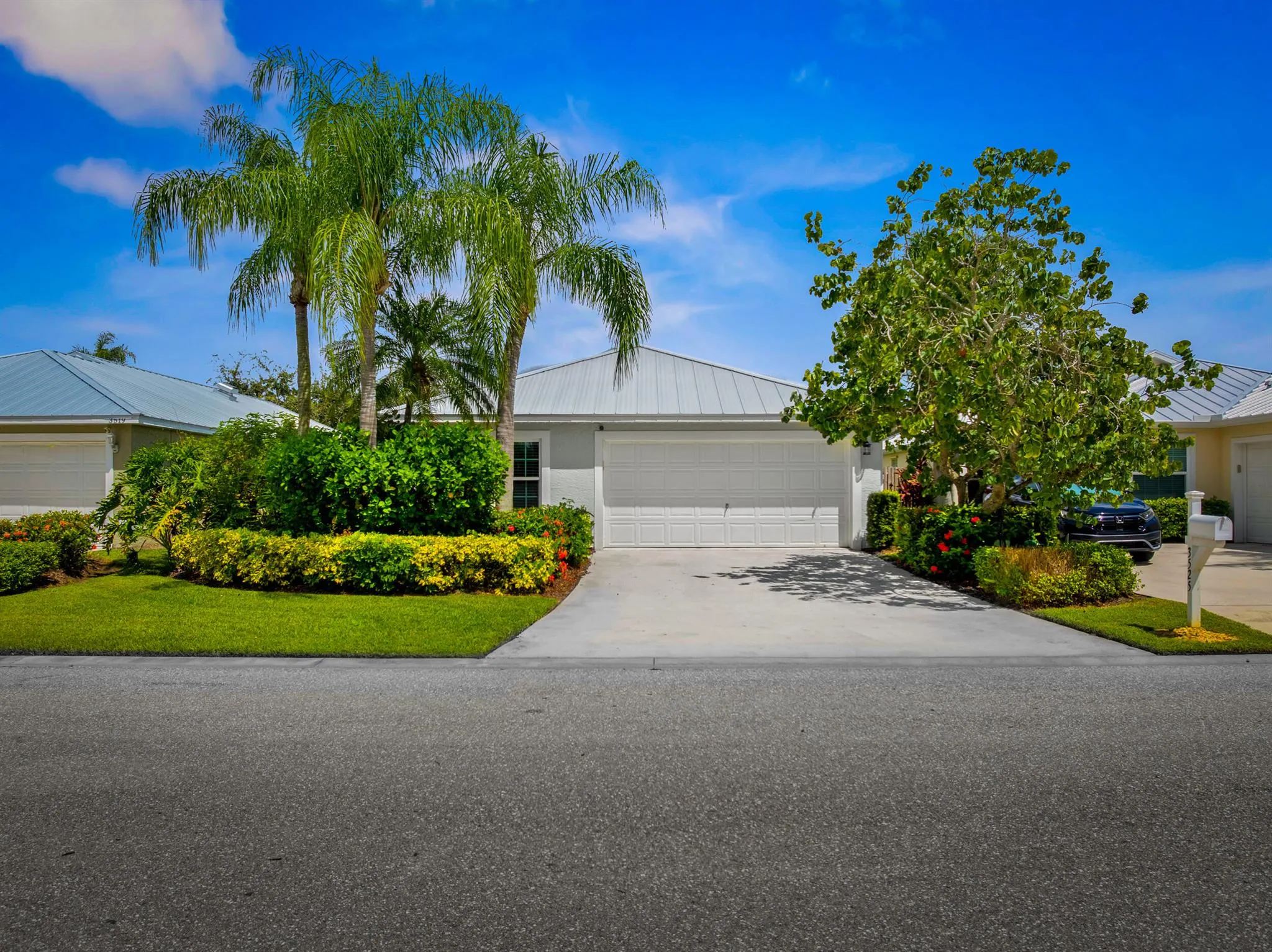 3525 SW Coco Palm Drive