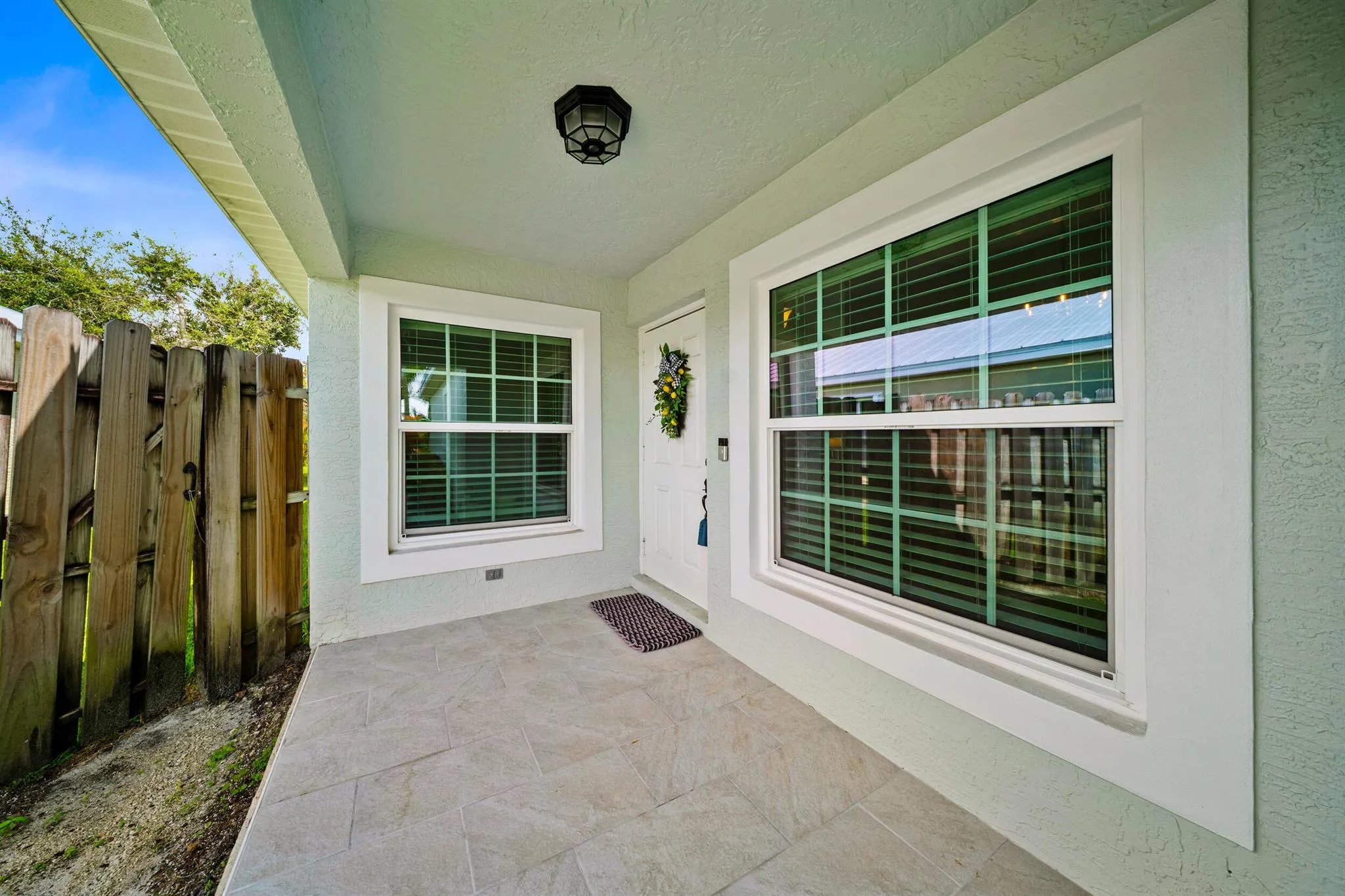3525 SW Coco Palm Drive