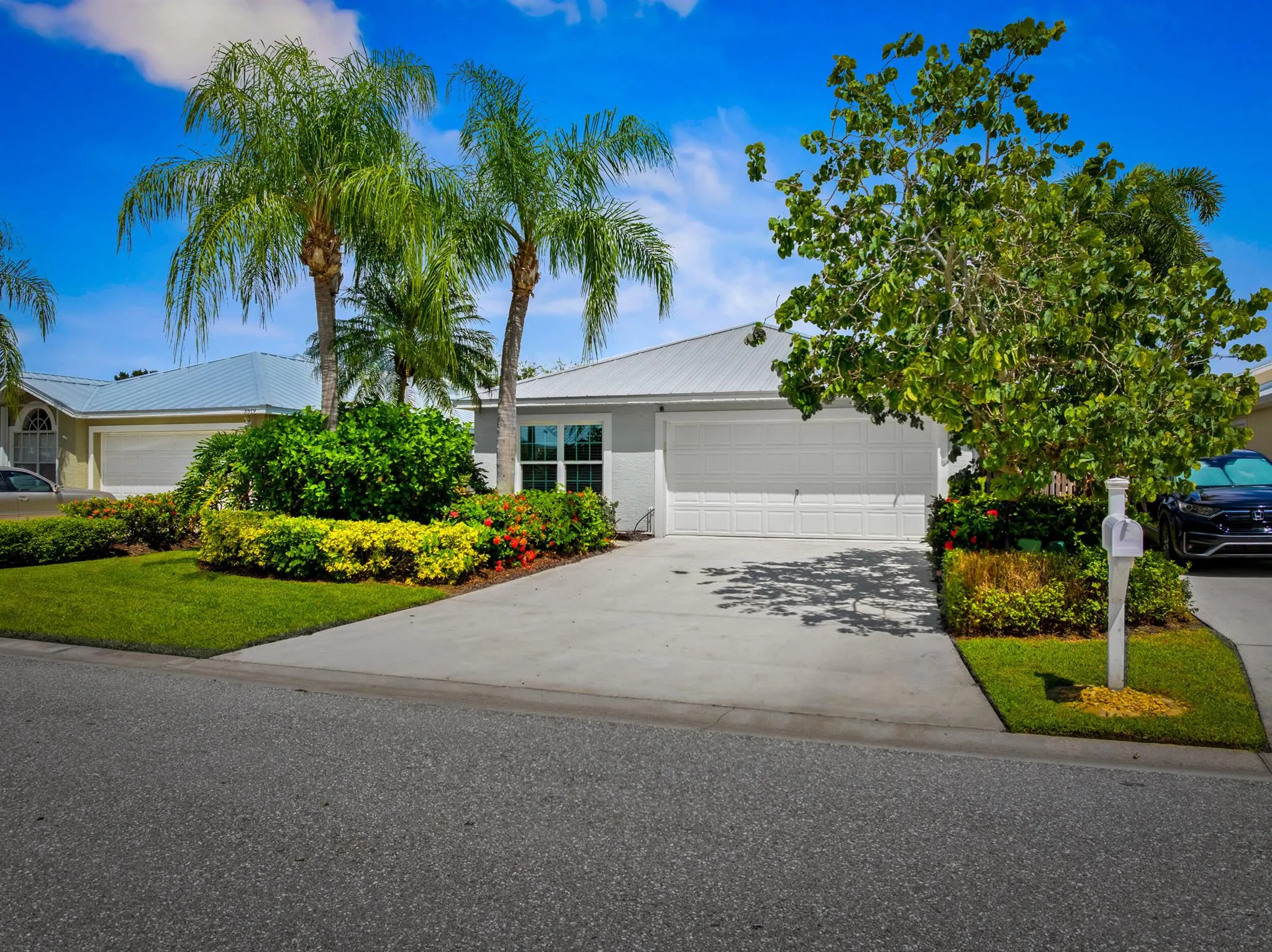 3525 SW Coco Palm Drive