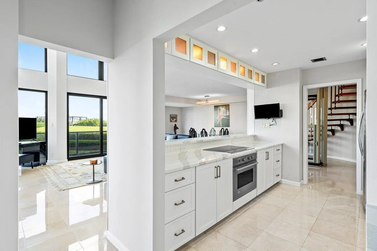 3120 S Ocean 1 101 Boulevard, #1101