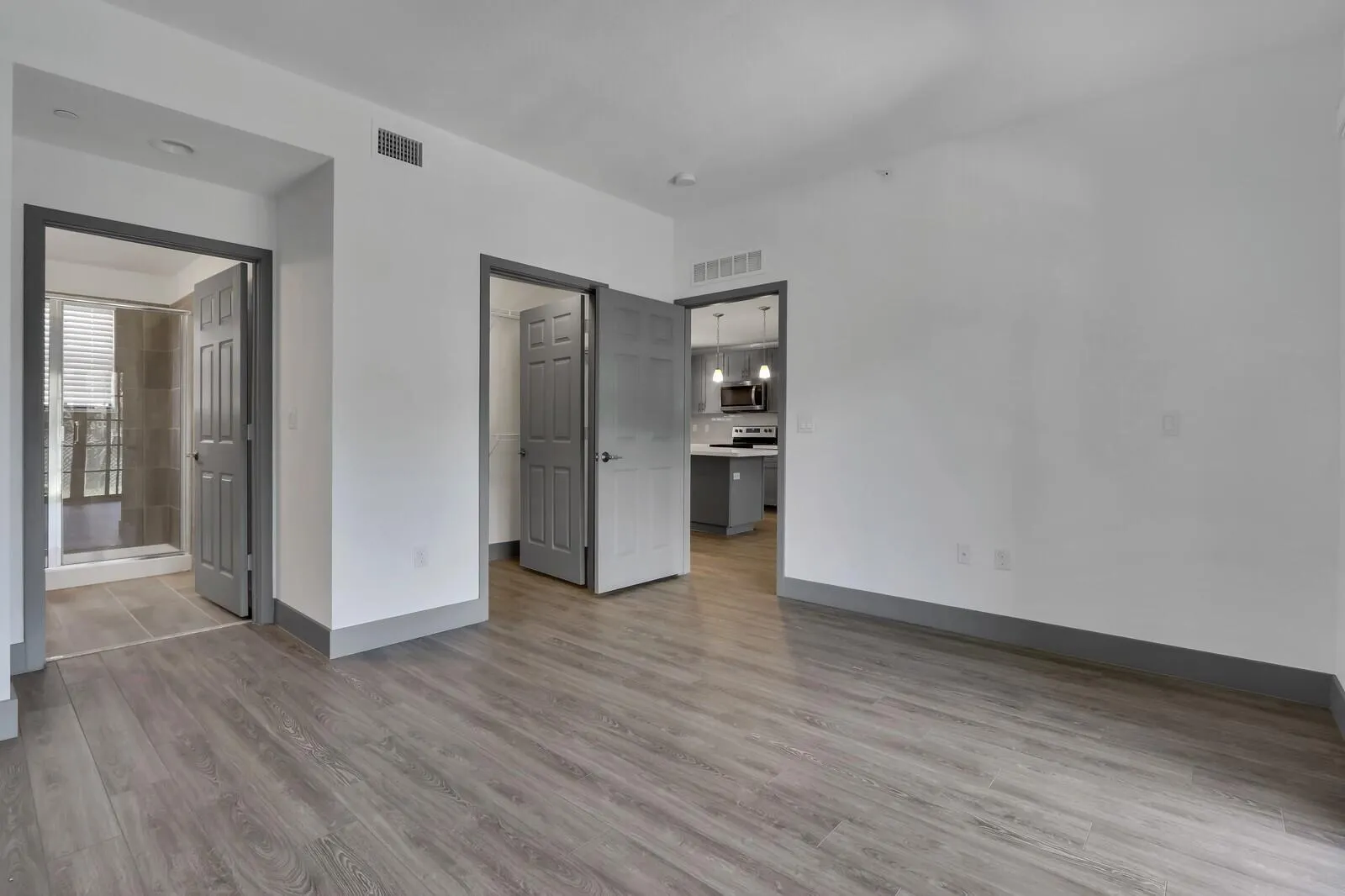 630 NE 14th Court, #102