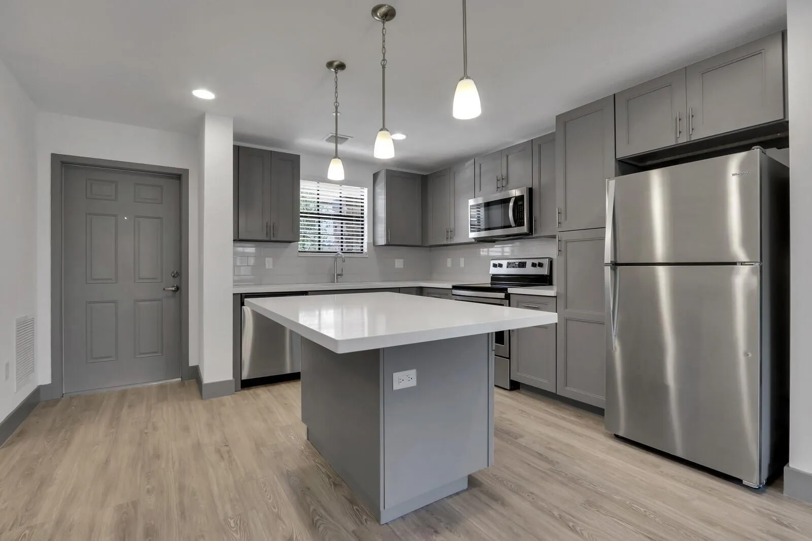 630 NE 14th Court, #102