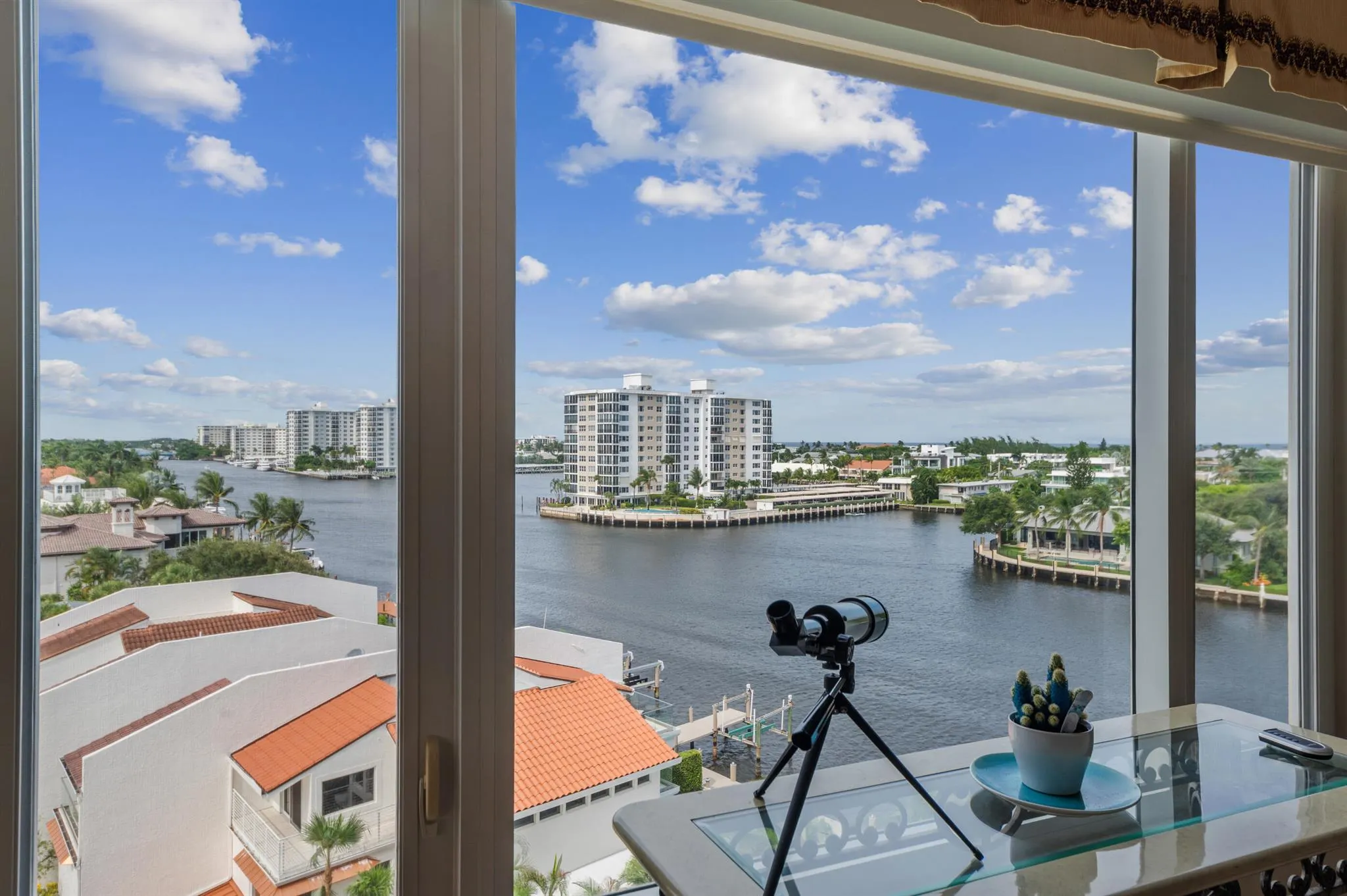 555 SE 6th Avenue, #7h