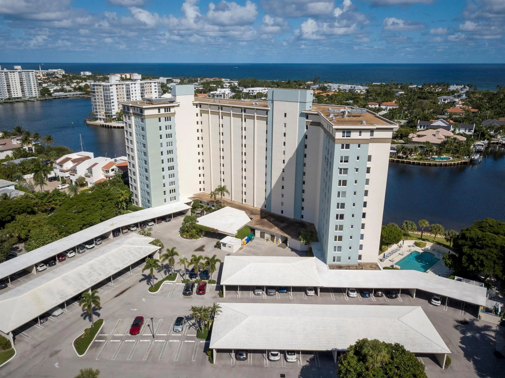 555 SE 6th Avenue, #7h