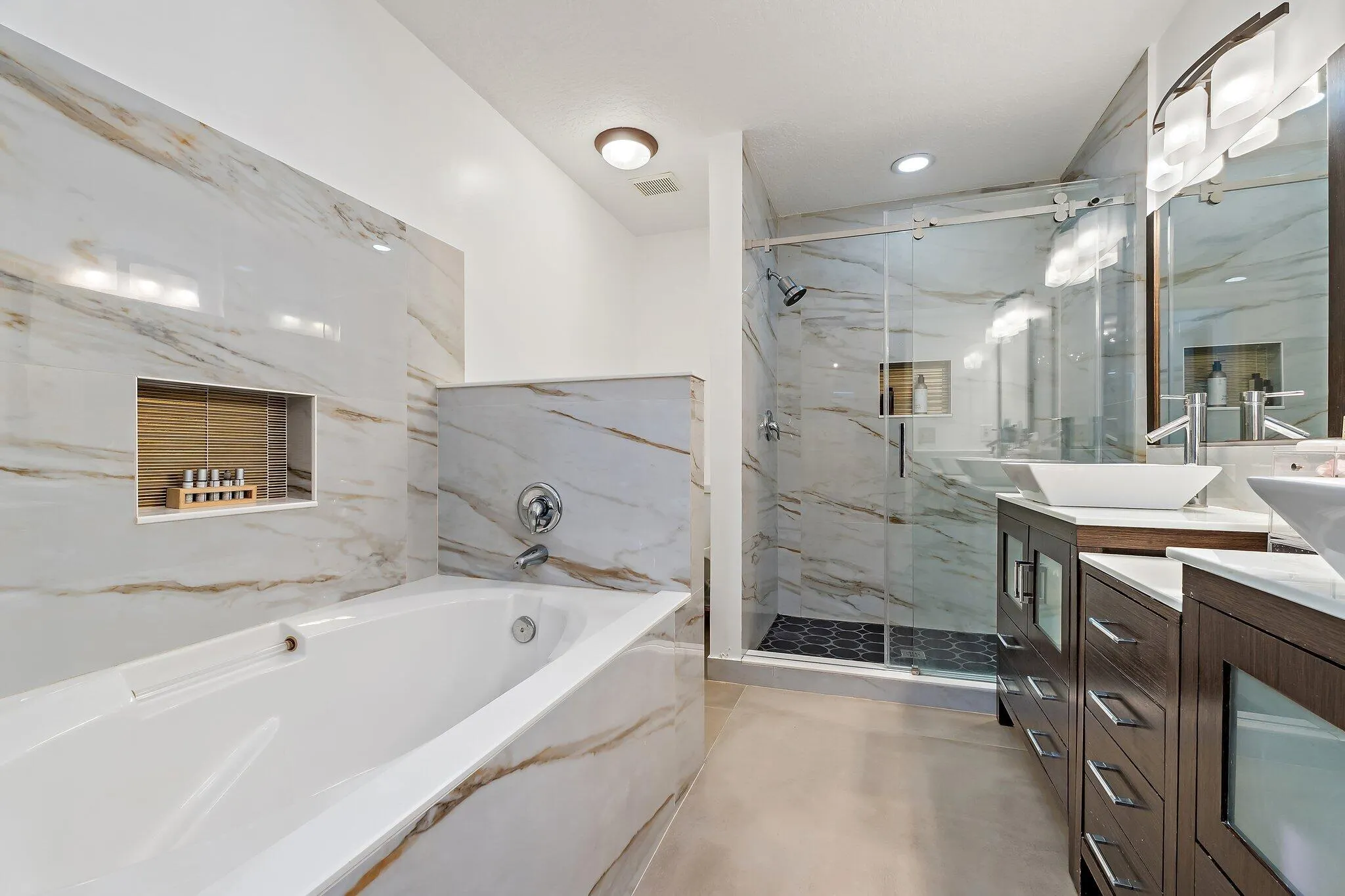 1101 Beach Road, #C