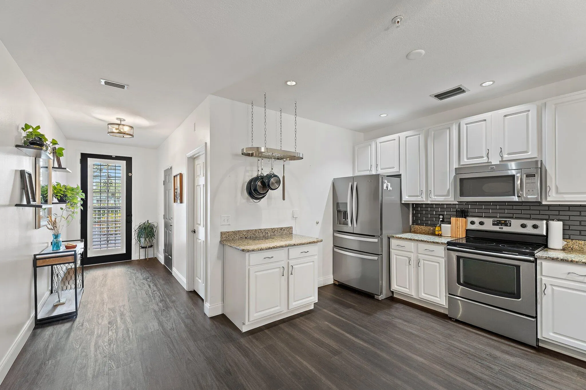 1101 Beach Road, #C