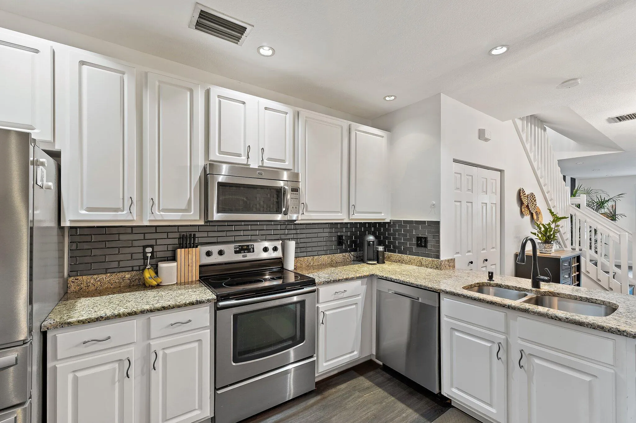 1101 Beach Road, #C