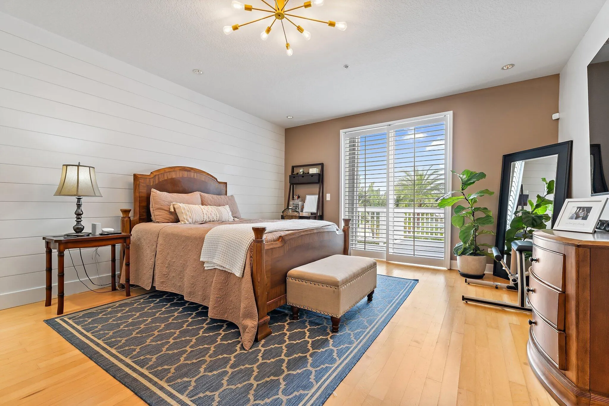 1101 Beach Road, #C