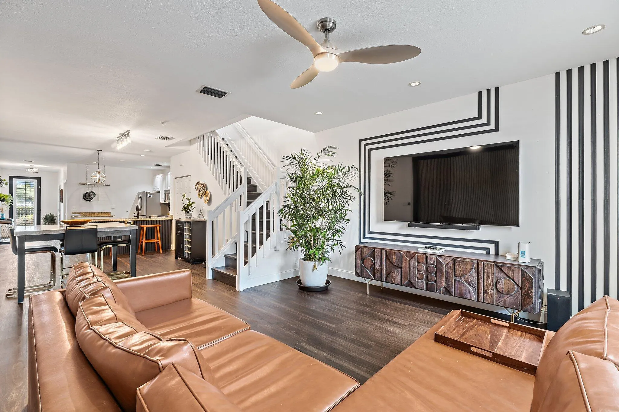 1101 Beach Road, #C