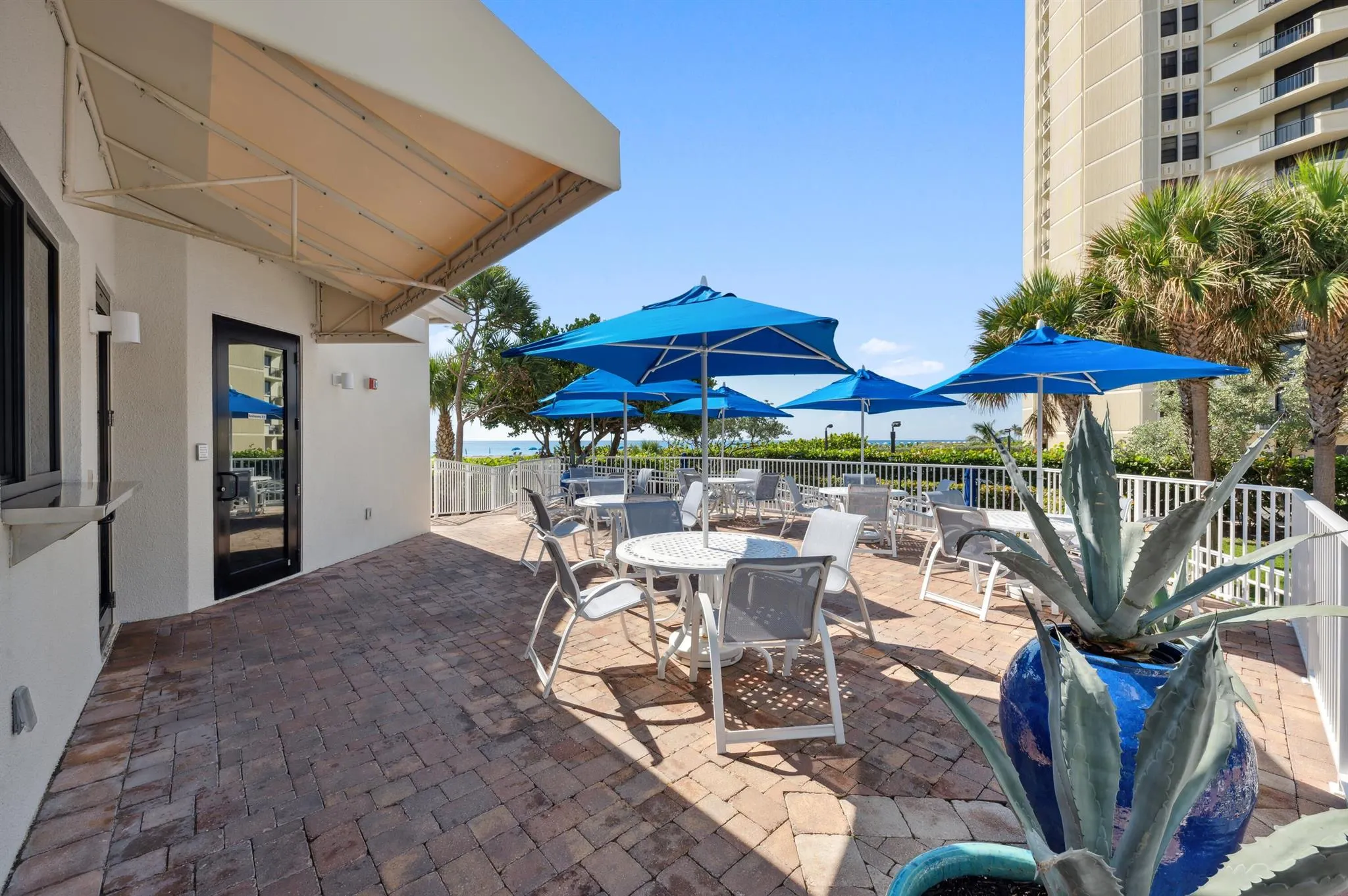 3000 N Ocean Drive, #22-G