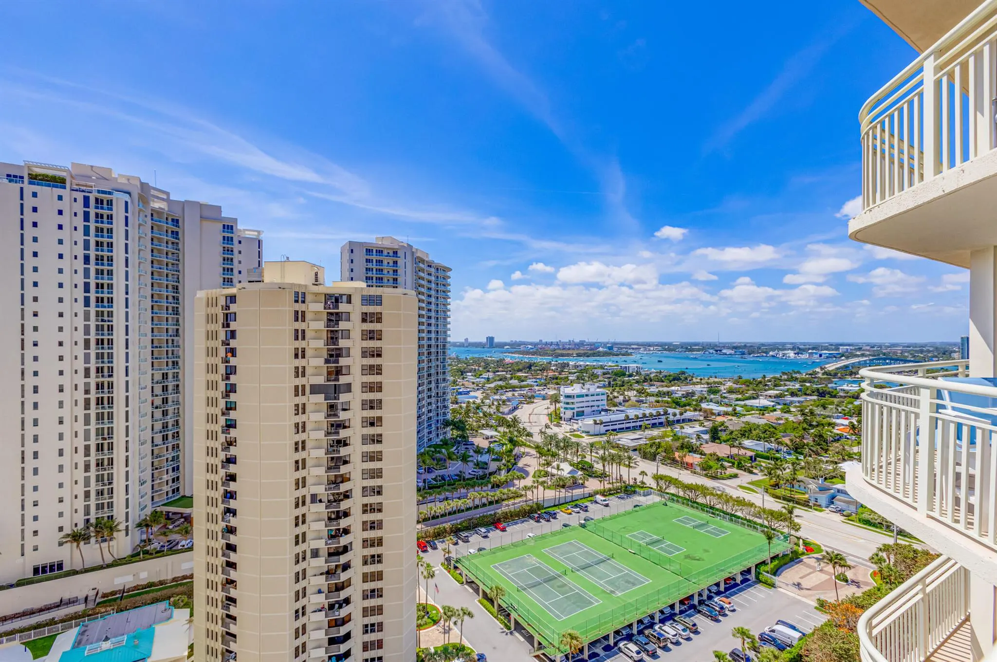 3000 N Ocean Drive, #22-G