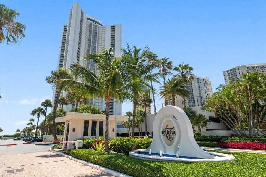3000 N Ocean Drive, #22-G