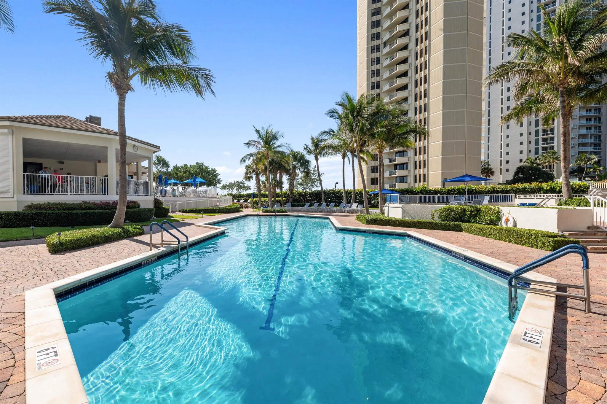 3000 N Ocean Drive, #22-G