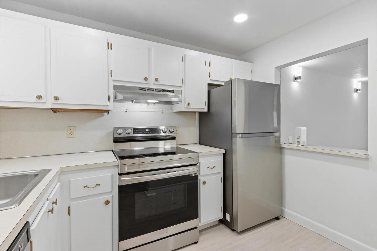1630 Embassy Drive, #110